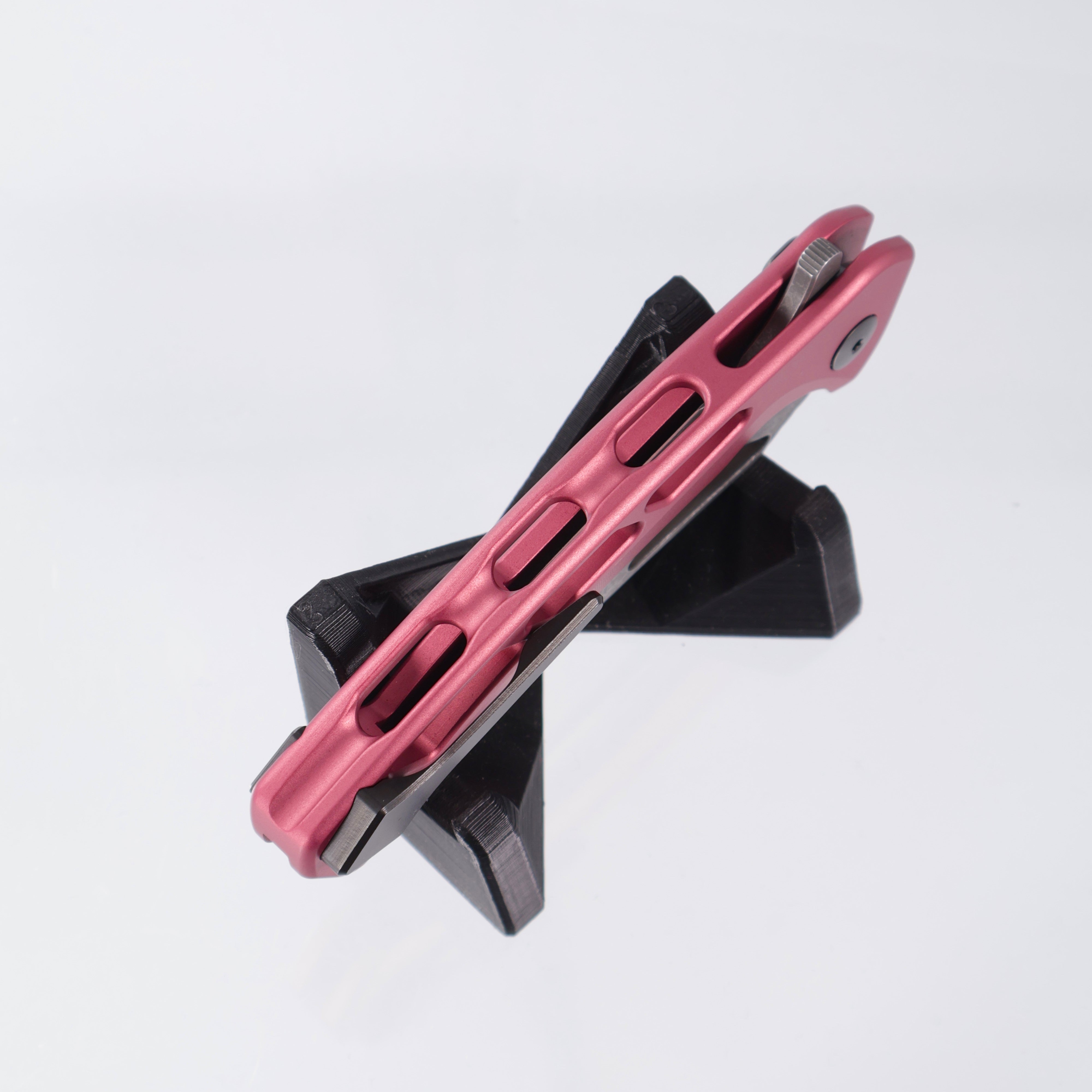Dead Reckon Ridgeback Vertebrae Integral - Reverse Tanto, Magnacut Dark Stonewash - Light Red Aluminum - RB-4562-67 DRK (Pink)
