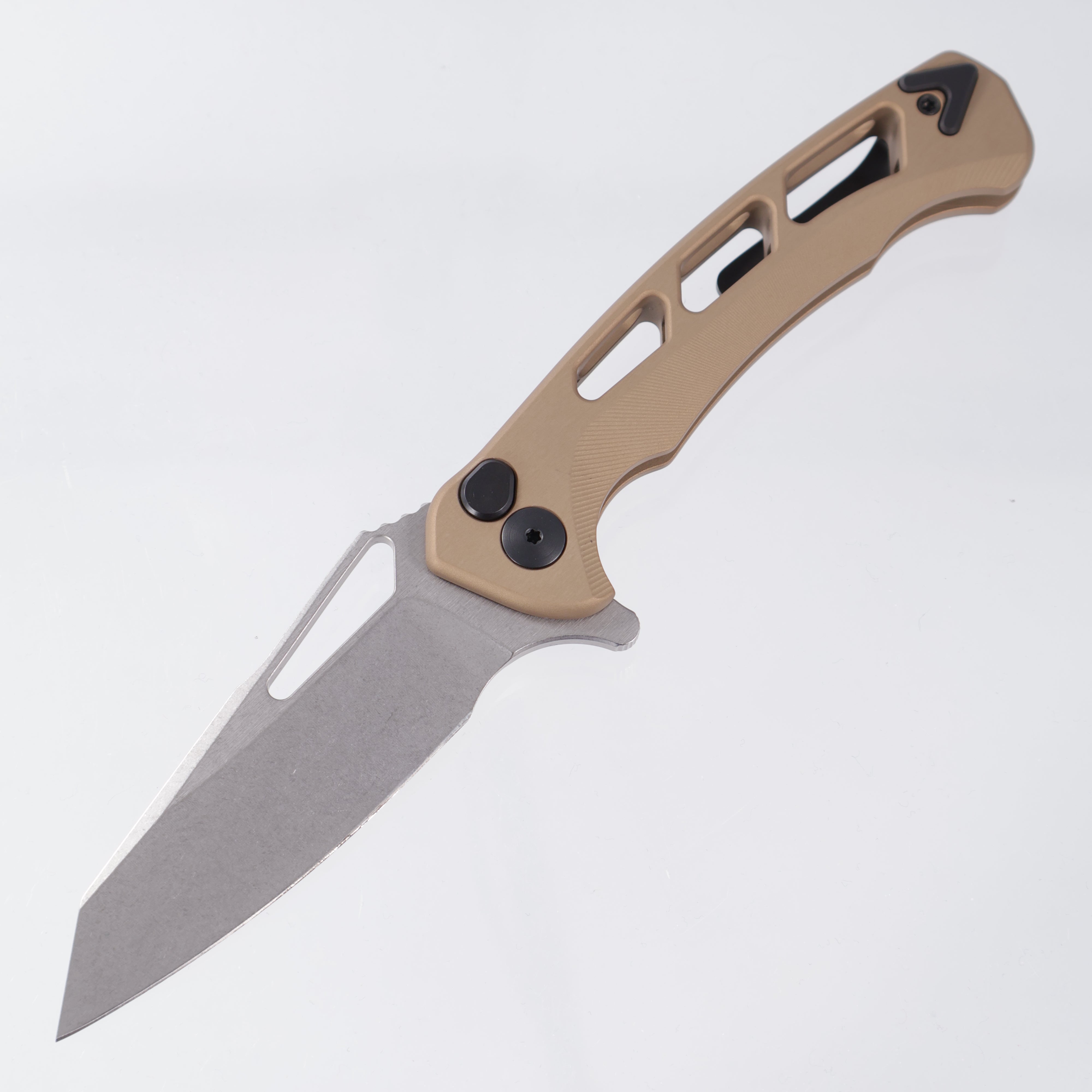 Dead Reckon Ridgeback Vertebrae Integral - Reverse Tanto, Magnacut Stonewash - Sand Aluminum - RB-4562-17 (Sand Matte, Tan)