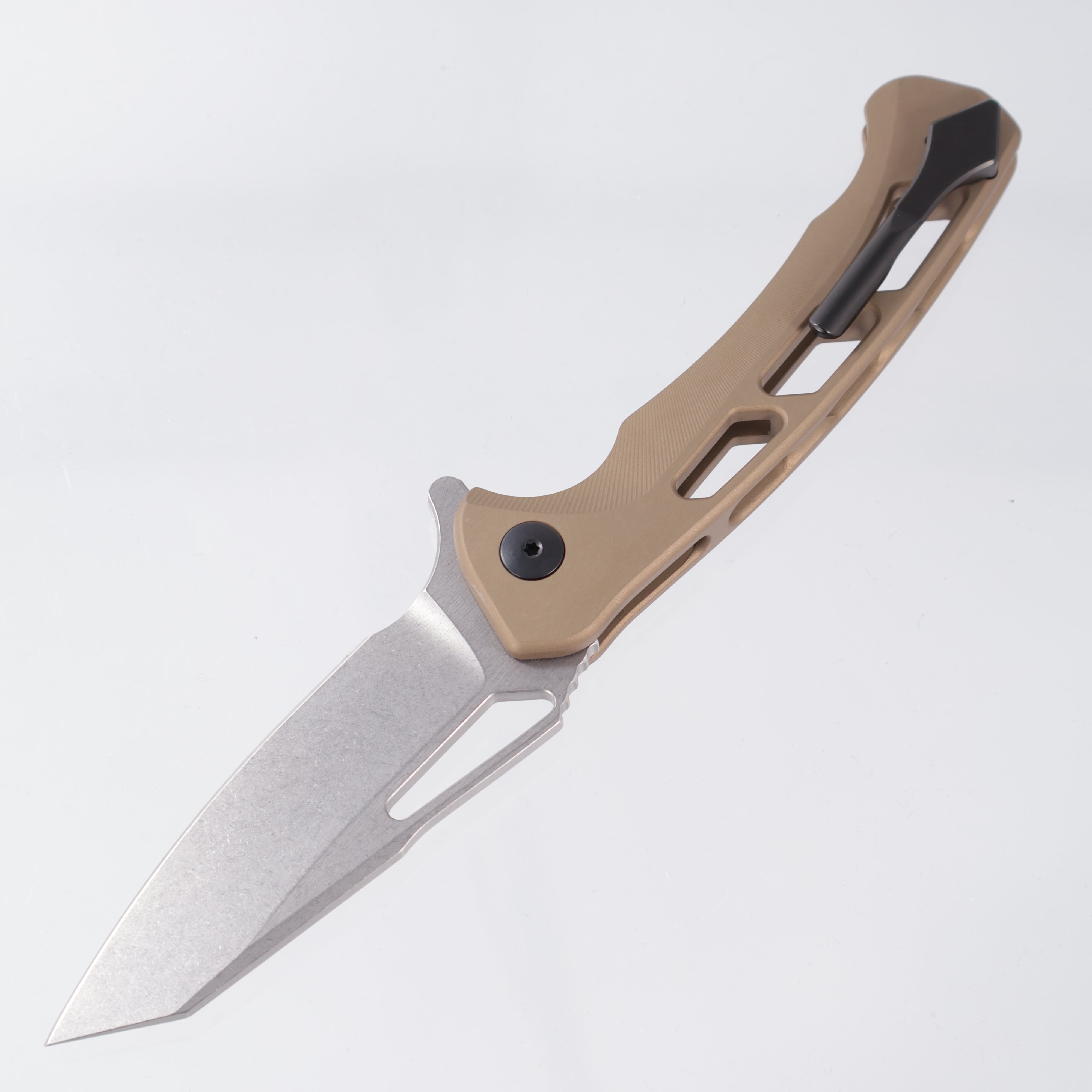Dead Reckon Ridgeback Vertebrae Integral - Reverse Tanto, Magnacut Stonewash - Sand Aluminum - RB-4562-17 (Sand Matte, Tan)