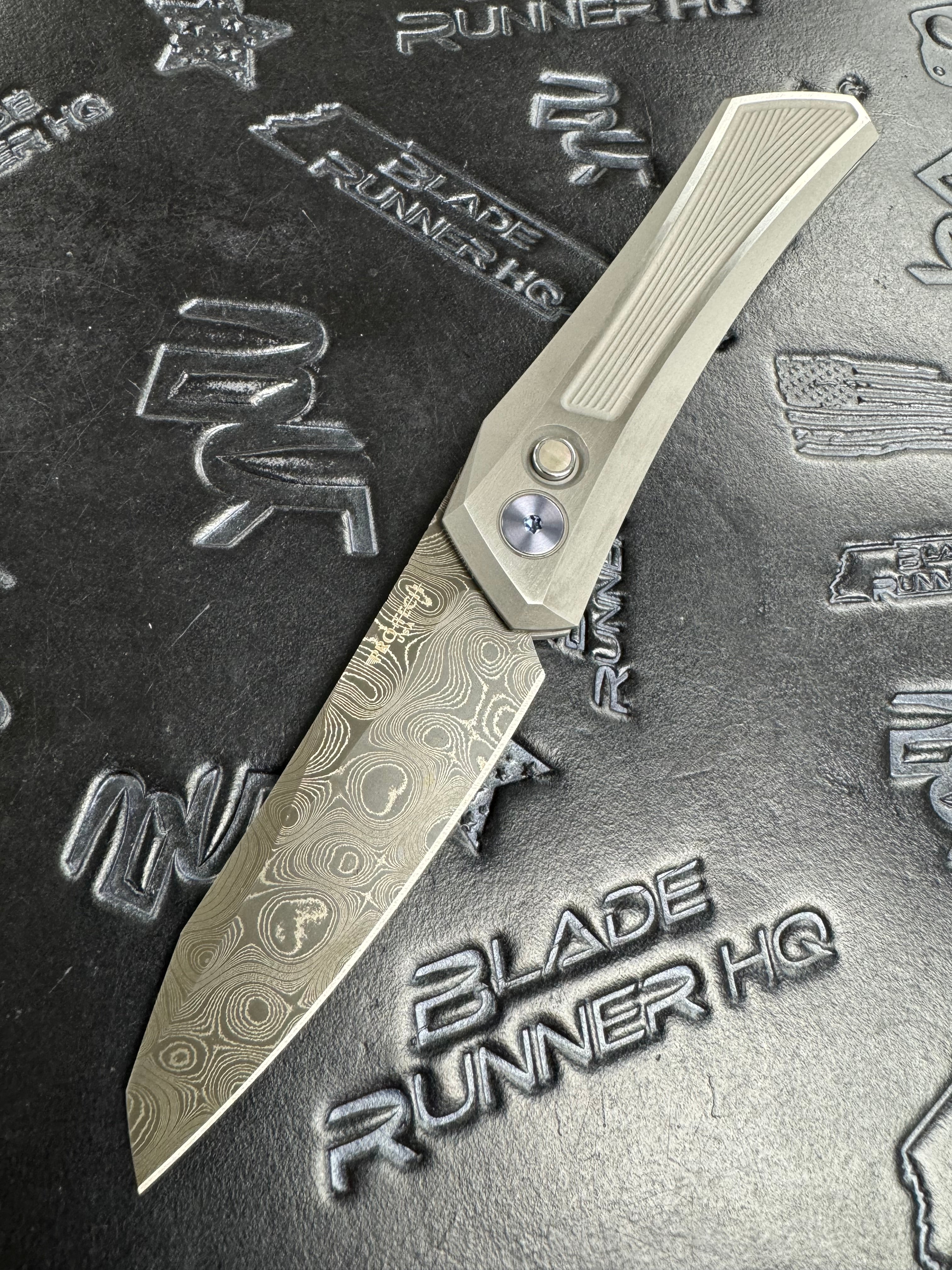 ProTech 2024 Oligarch Custom 003 Sinkevich Design 17-4 Stainless Chad Nichols Virus Damascus Blade Pearl Button Ti Clip /100