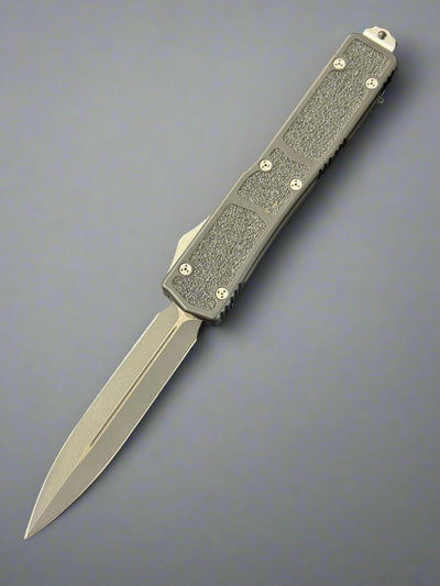 Pre Owned Vintage Microtech D/E Tactical Makora Flat Body