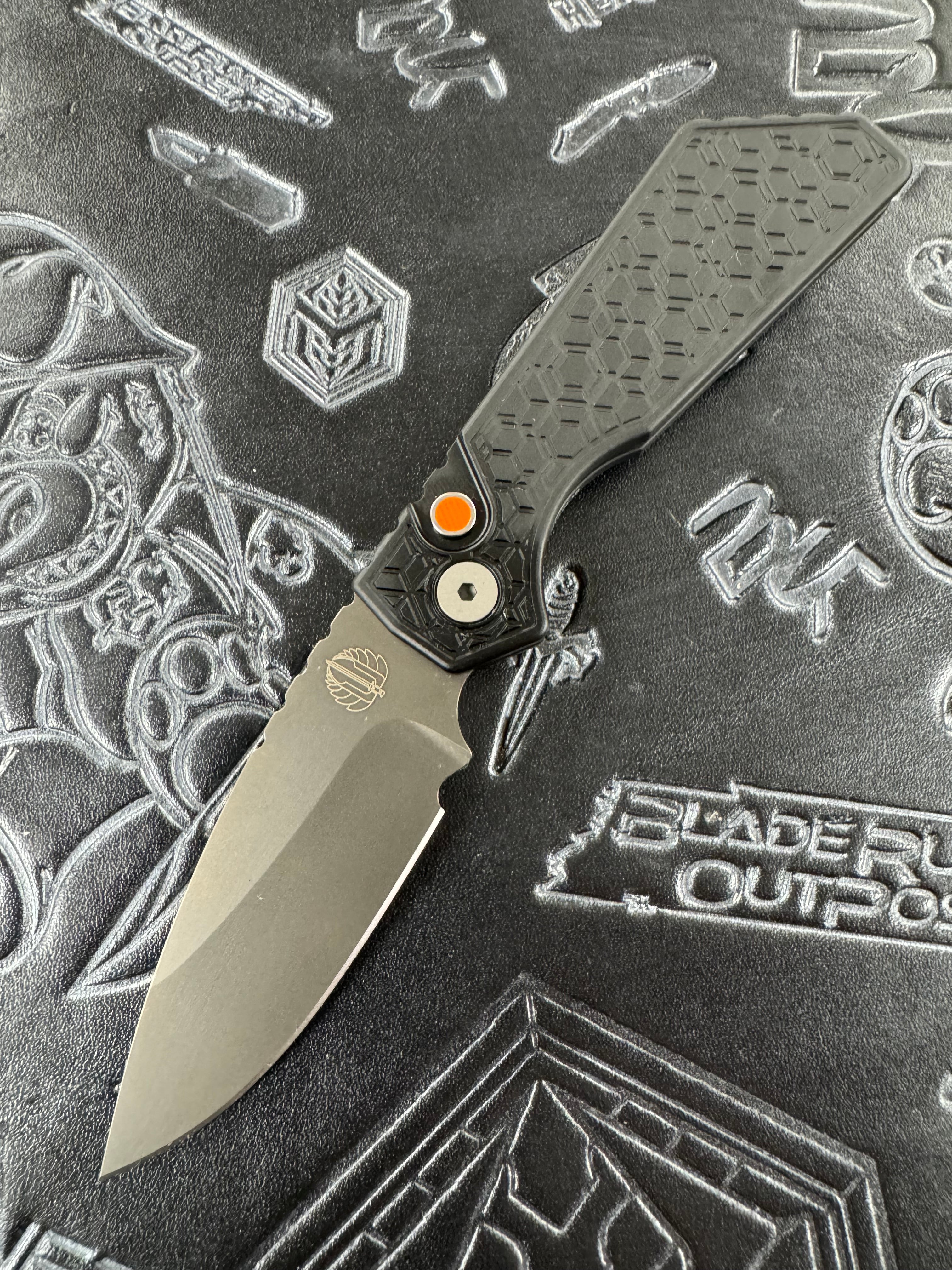 Pro-Tech PT Plus Black Gridlock Aluminum Handle w/ Smoky Gray Cru-Wear 2024 Cancon PT.3