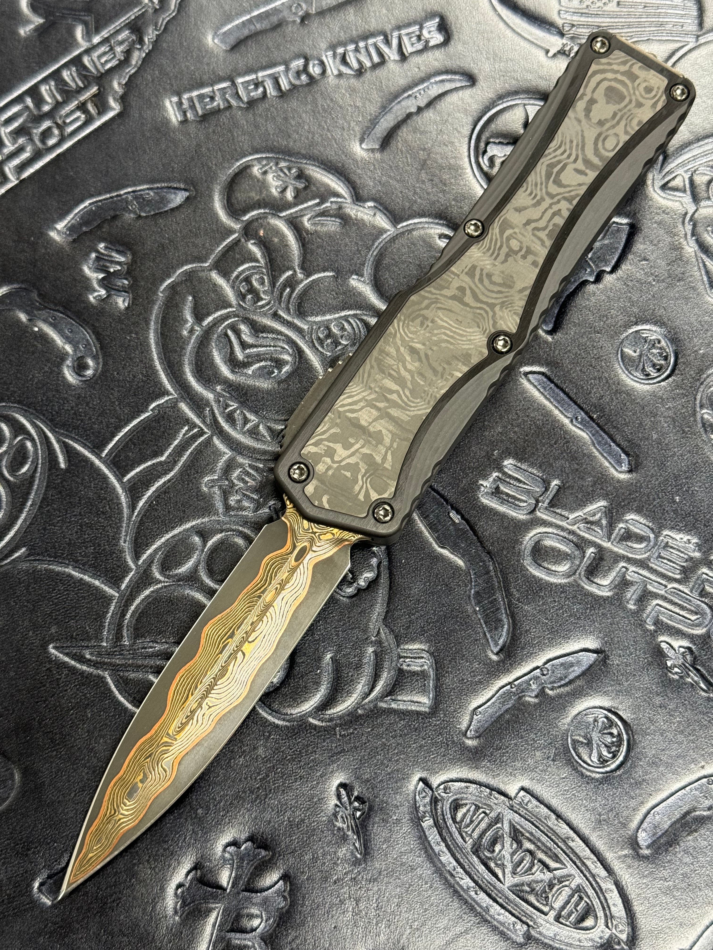 Pre Owned Heretic Knives Colossus Fat Carbon & Baker Forge Damascus D/E SN:007