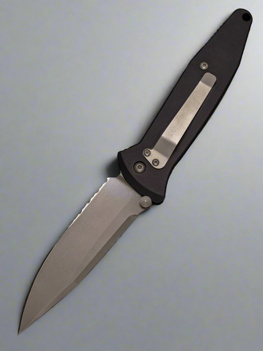 Pre Owned Excellent Shape Microtech Socom D/A Partial Serrated 1/98 154cm