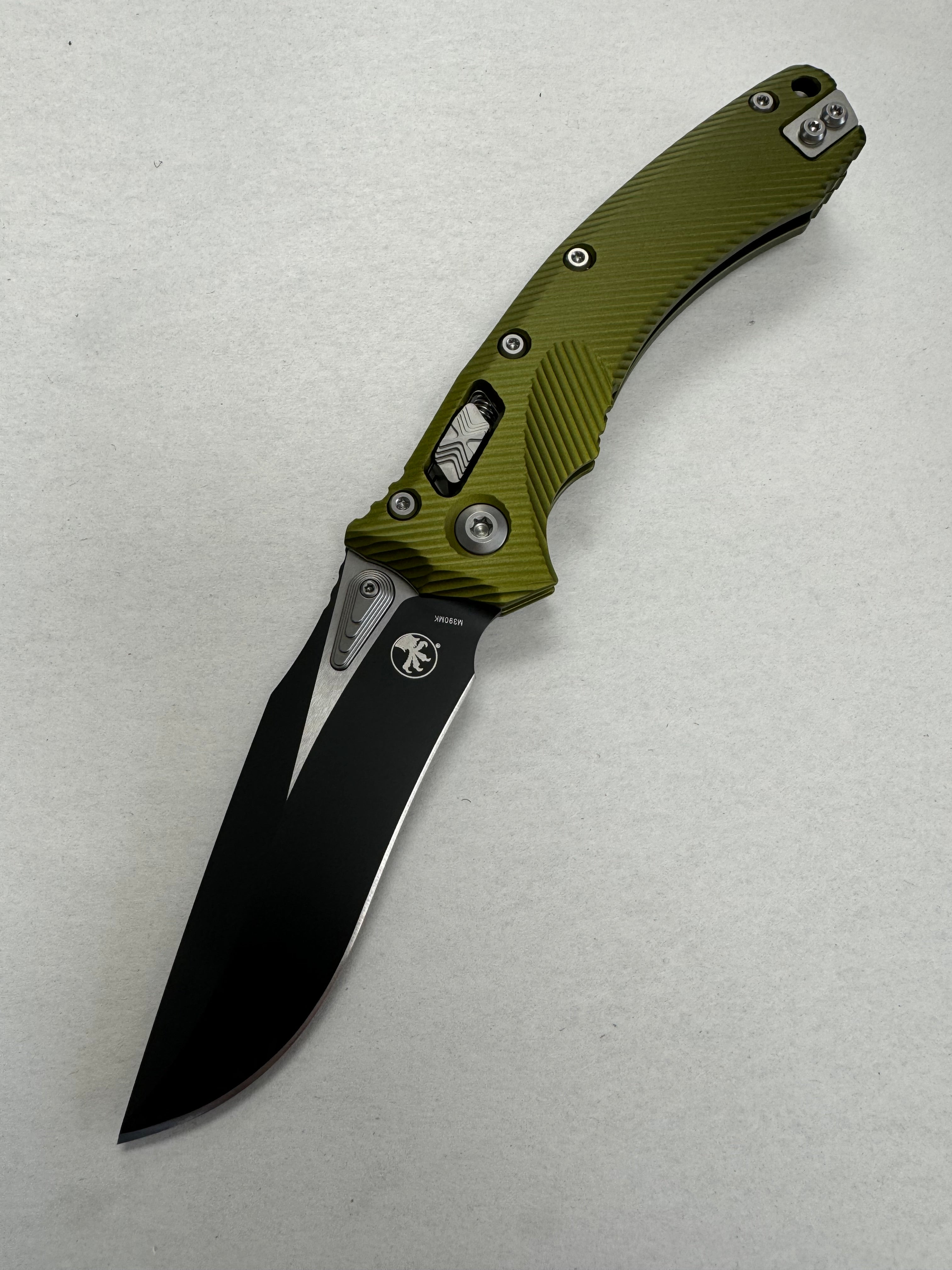Microtech Amphibian RAM LOK OD Green Fluted Aluminum & Black M390MK 137RL-1 FLOD