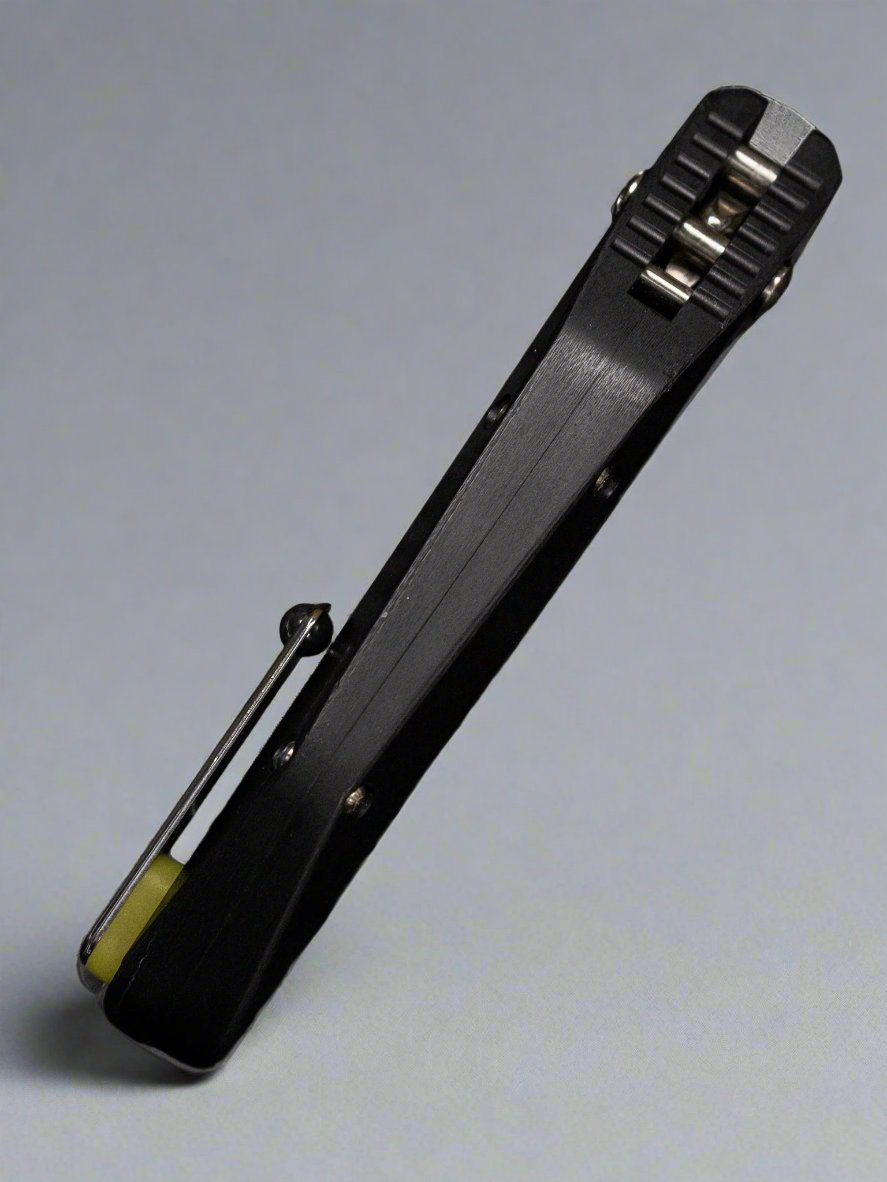 Pre Owned WILL MOON CUSTOM BANSHEE, SPINDLE LOCK FOLDING KNIFE Left Handed