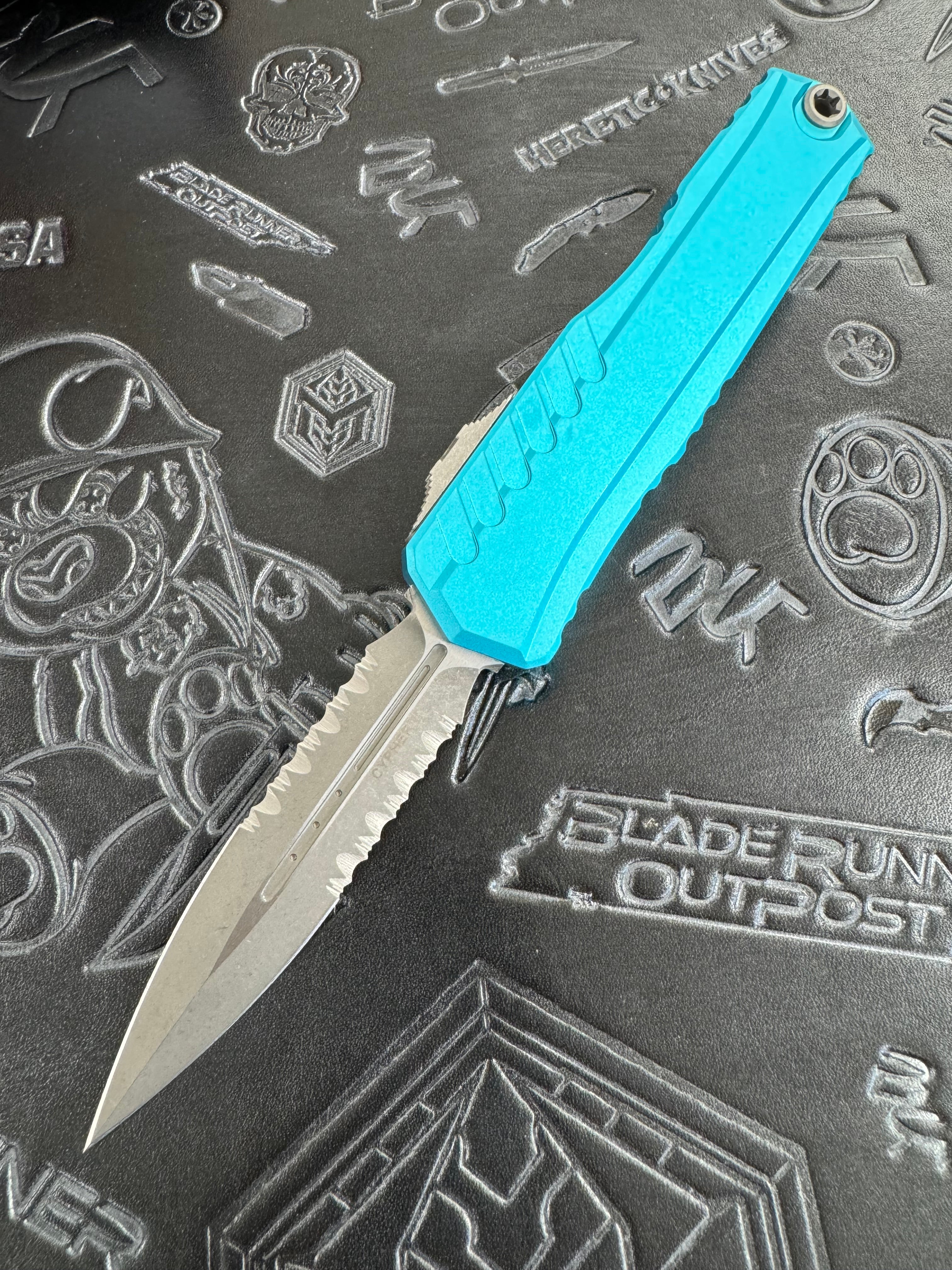Microtech Cypher II D/E Apocalyptic Partial Serrated w/ Turquoise Handle 1242-11 APTQ