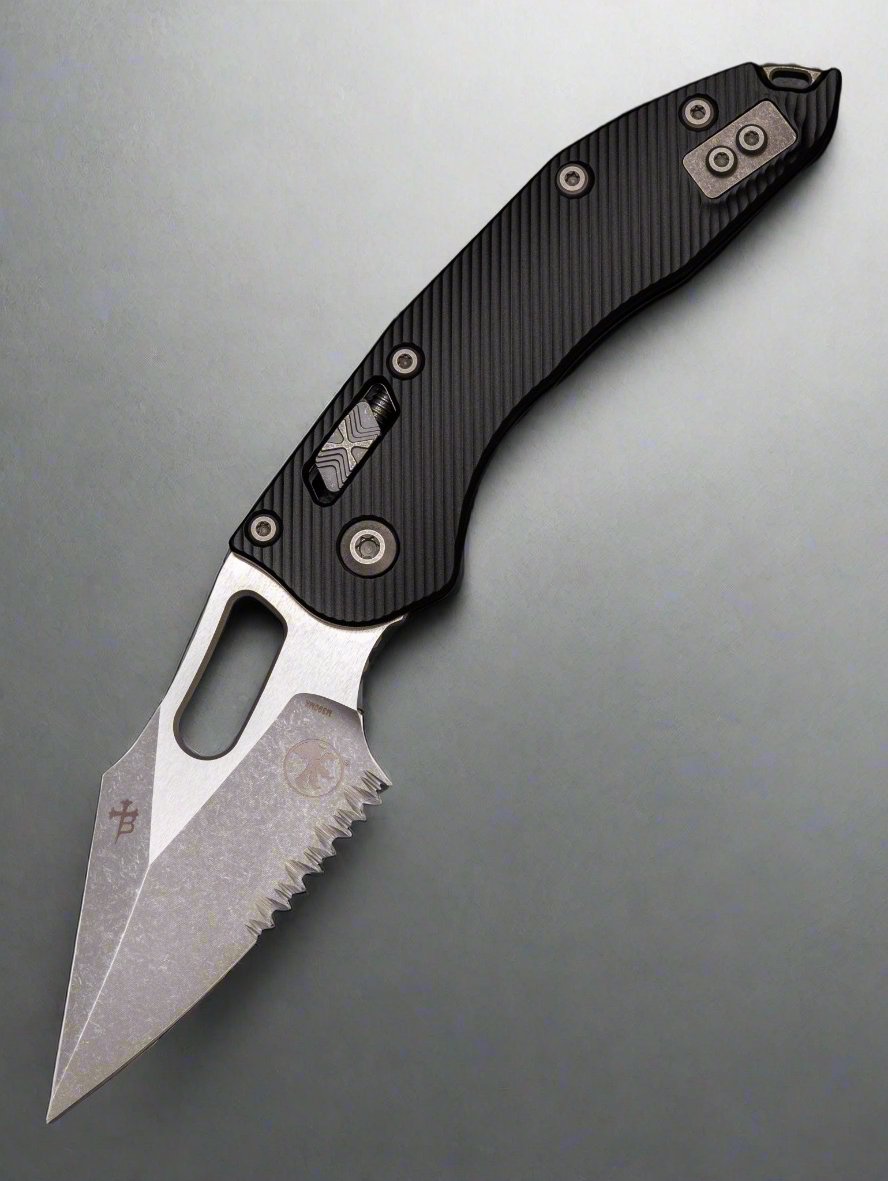 MICROTECH STITCH RAM LOK KNIFE- BLACK FLUTED ALUMINUM HANDLE- APOCALYPTIC PART SERRATED BLADE 169RL-11 APFL