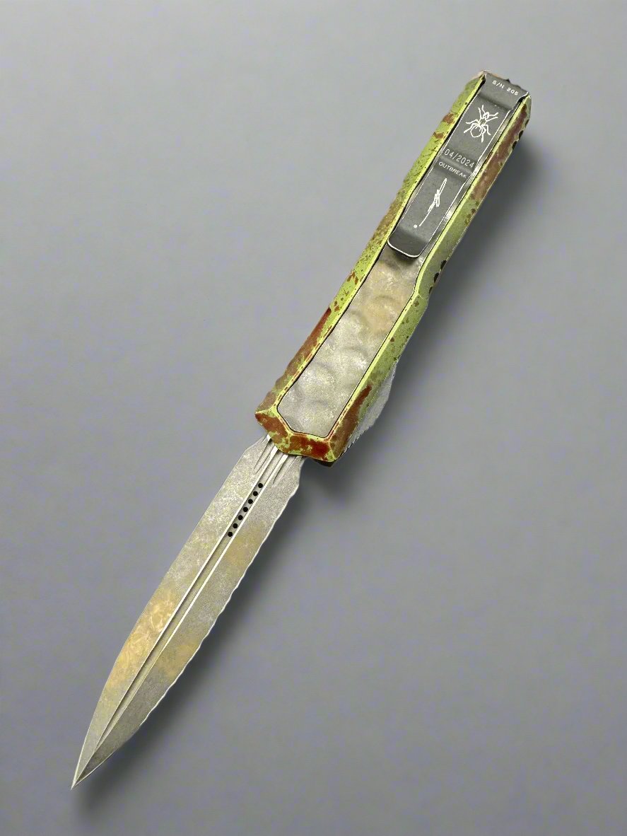 Microtech Makora Outbreak Double Edge Full Serrate Signature Series 206-3OBDS