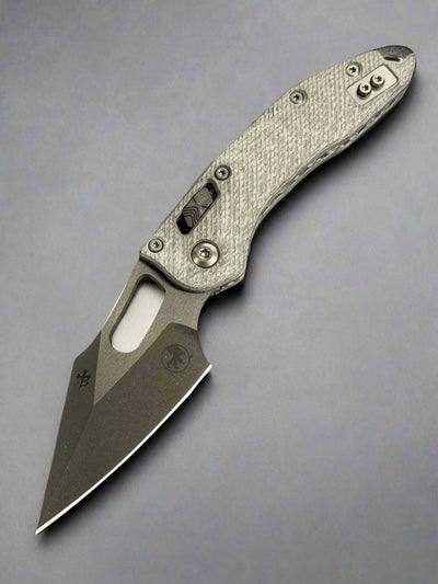 Microtech Knives Manual Stitch RAM LOK Fluted Carbon Fiber DLC Standard Signature Series 169RL-1 DLCTFLCFS