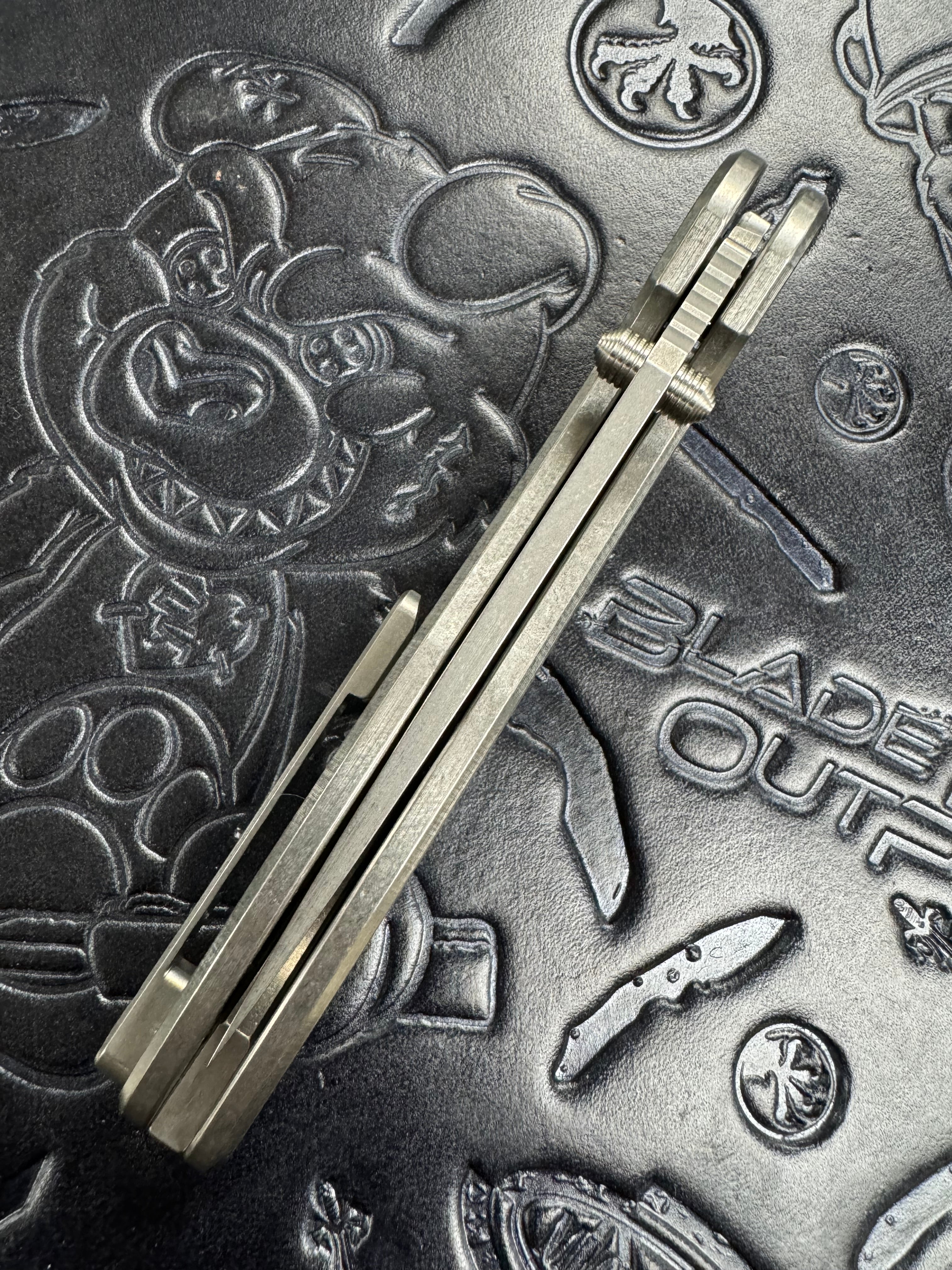 ABW American Blade Works Model 1 Titanium Button Lock Magnacut USA Brittany Blue Camo Inlays