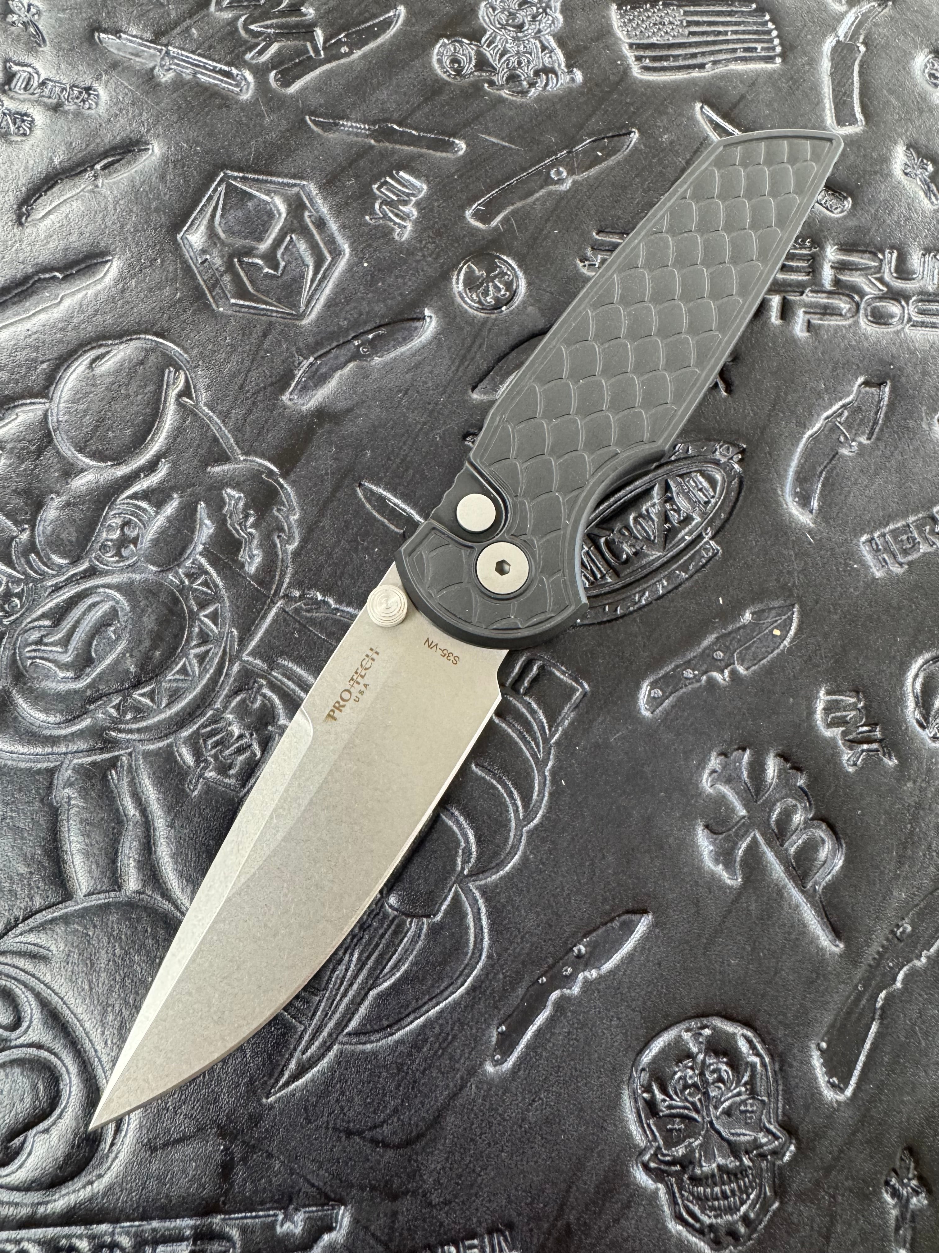 Pro-Tech TR-3 Integrity Manual Black Aluminum Reptile Handles w/ Stonewash S35 INT105-Reptile