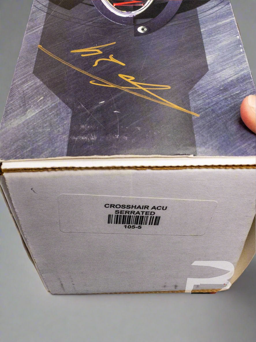 Pre Owned Microtech Crosshair Knife Digital Camo Fixed Double Edge (Digi Camo SER) 105-5