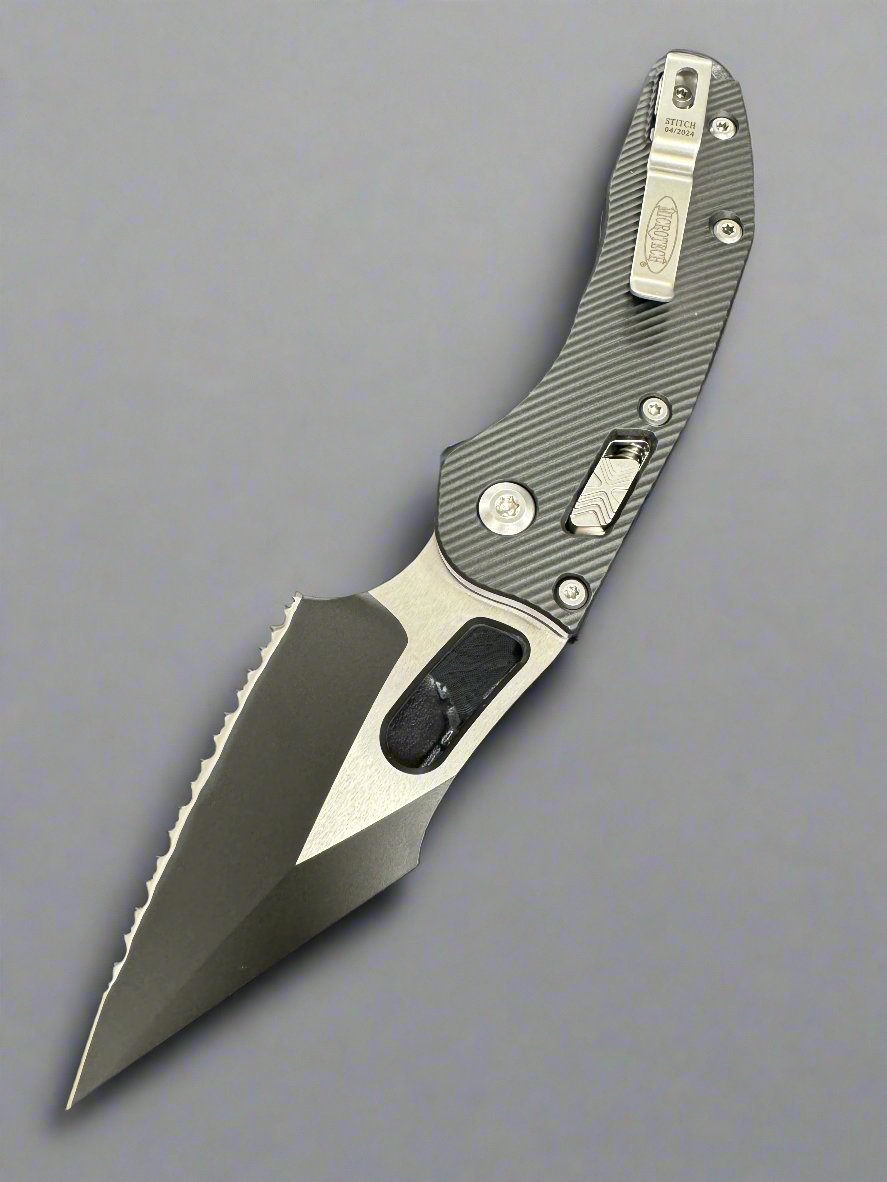 MICROTECH STITCH RAM LOK KNIFE- BLACK FLUTED ALUMINUM HANDLE- BLACK FULL SERRATED BLADE 169RL-3 FL