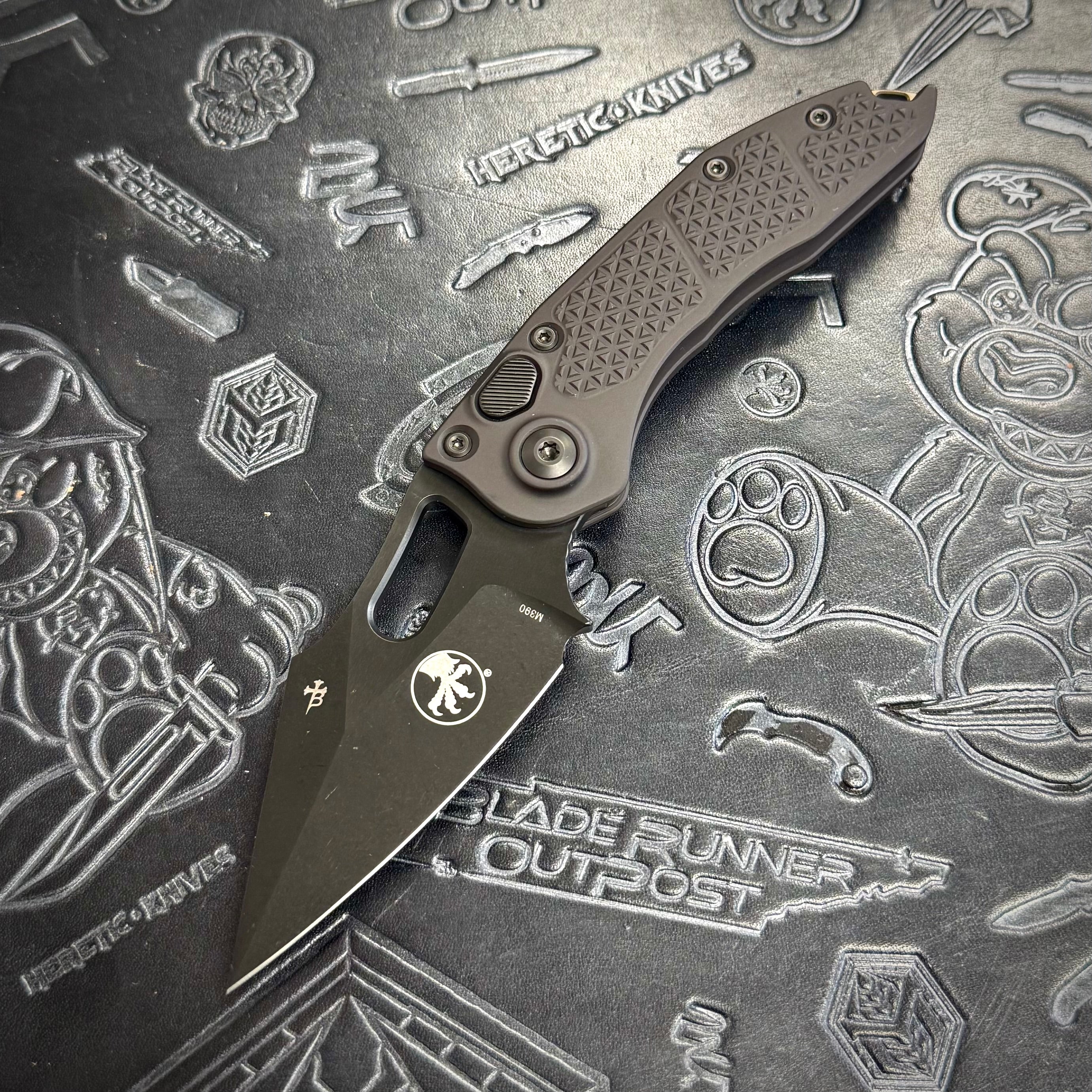 Microtech Stitch Auto - DLC Standard - DLC hardware S/N: 040 - 169-1 DLCTS