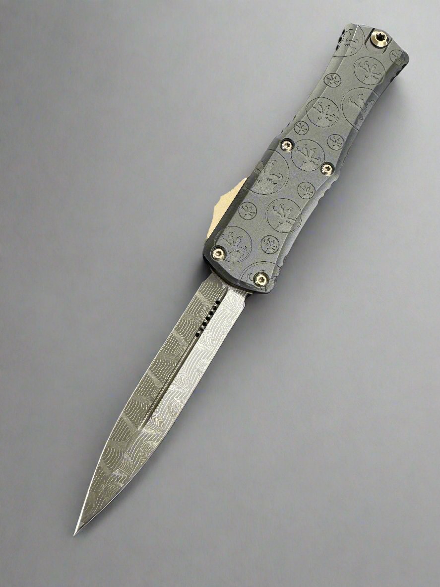 Microtech Knives Hera II Mini Damascus D/E w/ Black Claw Burst Deep Engraved Handle Signature Series 1702M-16 CBS
