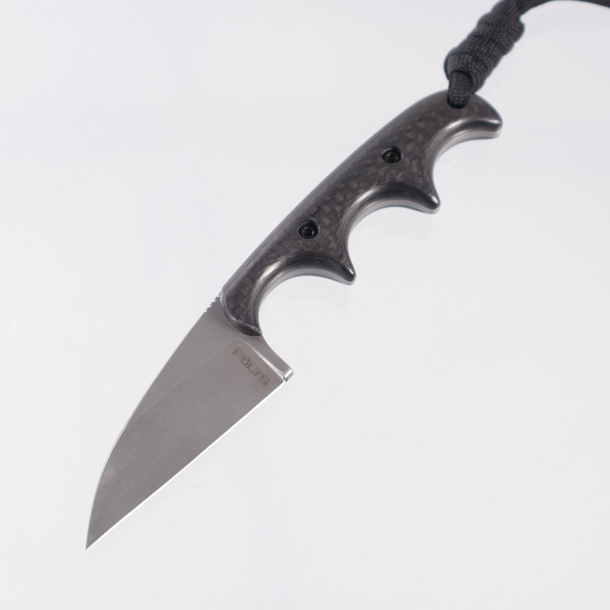 Alan Folts Minimalist Wharncliffe - Carbon Fiber Scales - Tumbled CPM-154