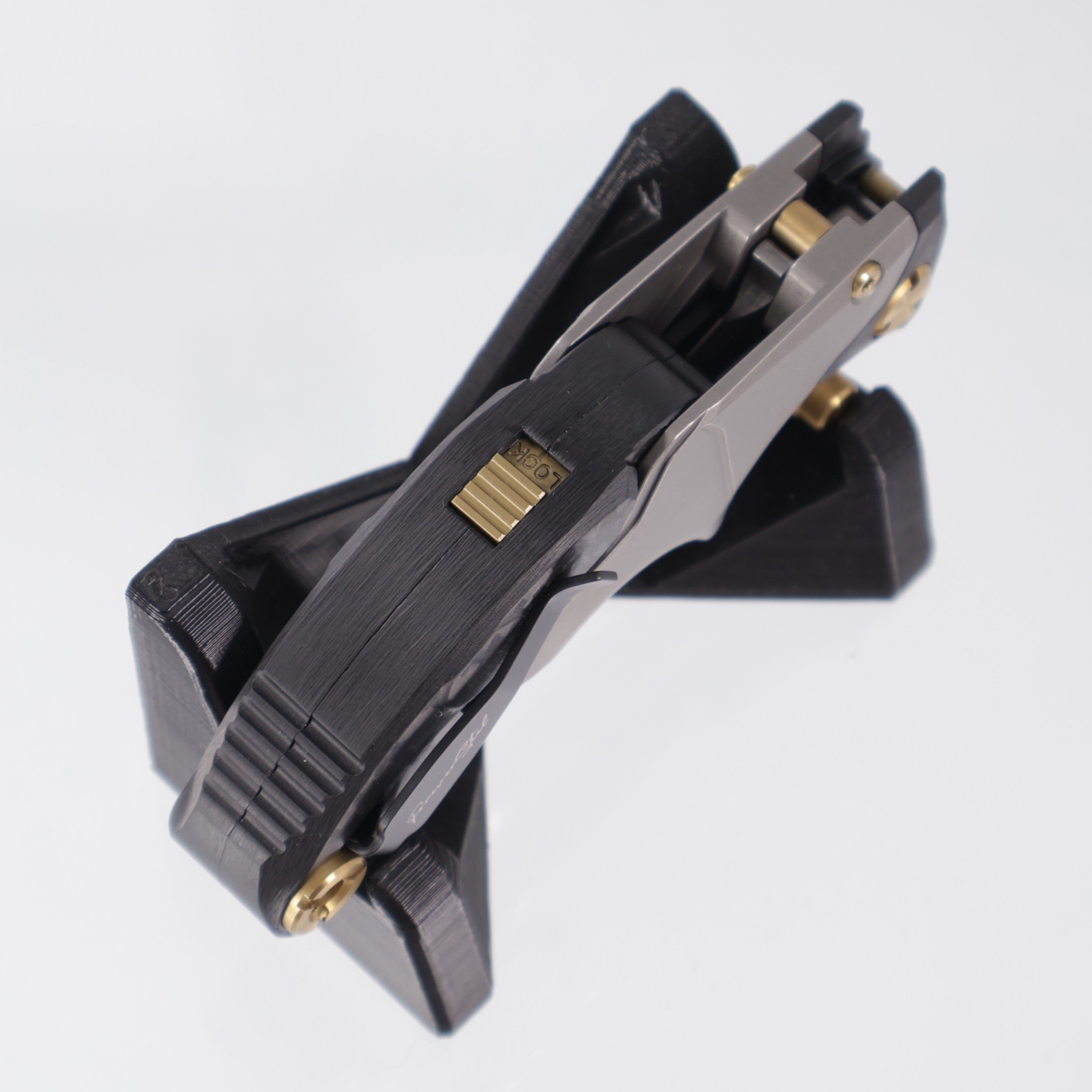 Forever Steel Alkaid Folding Push Dagger - Titanium & Carbon Fiber w/ Gold Accents - Damascus Blade