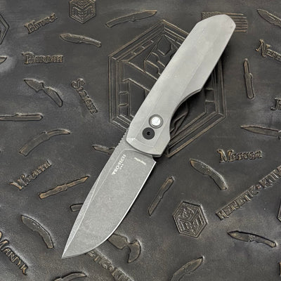 Pro-Tech Vero Synapse Auto - Tumbled Stainless Steel w/ White Pearl Button - Tumbled MagnaMax - 2026 Vero Synapse Custom 003