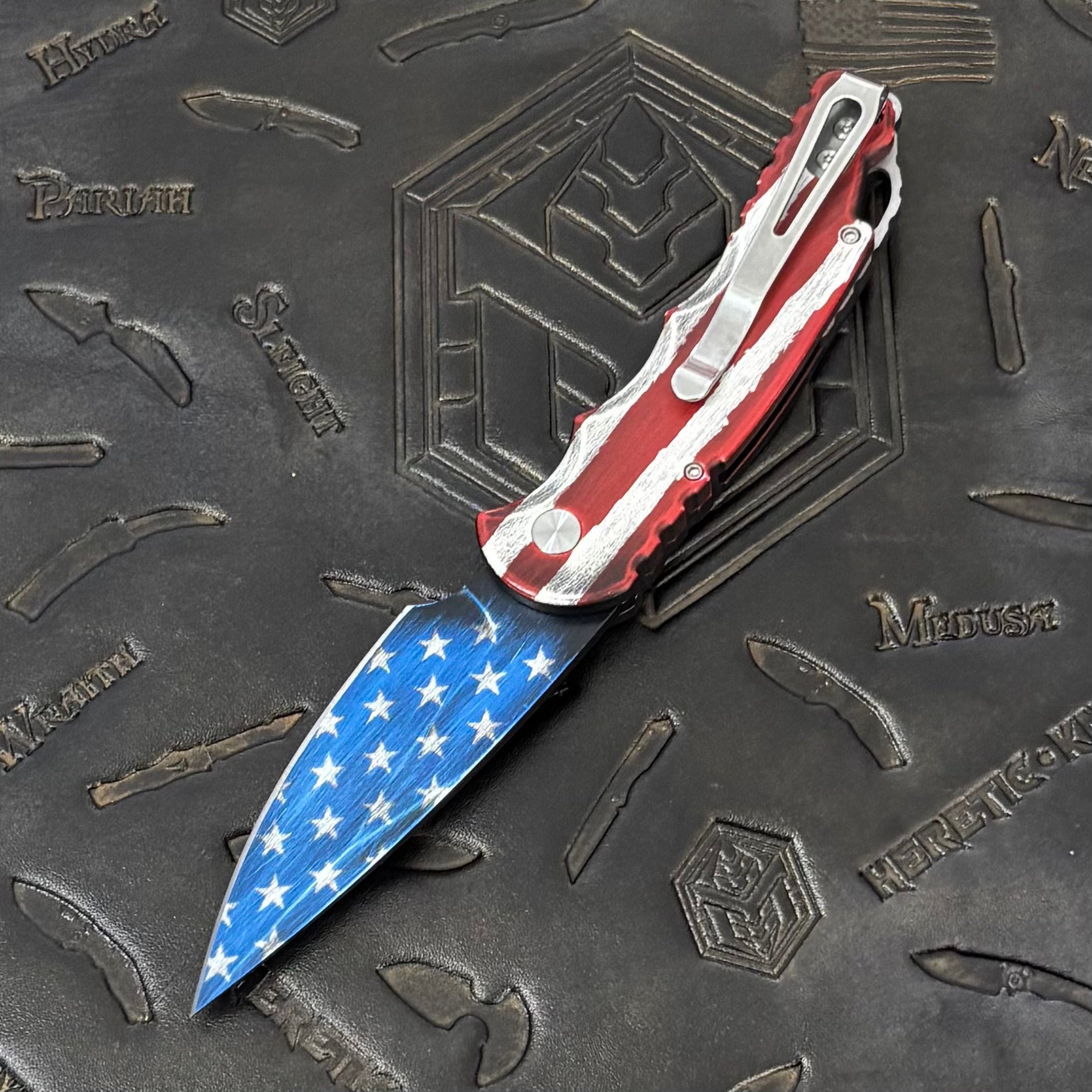 Pro-Tech TR-5 - Patriot USA Flag Cerakote w/ Gold Lip Pearl Button & Safety - Cerakote S35VN - T501-PATRIOT