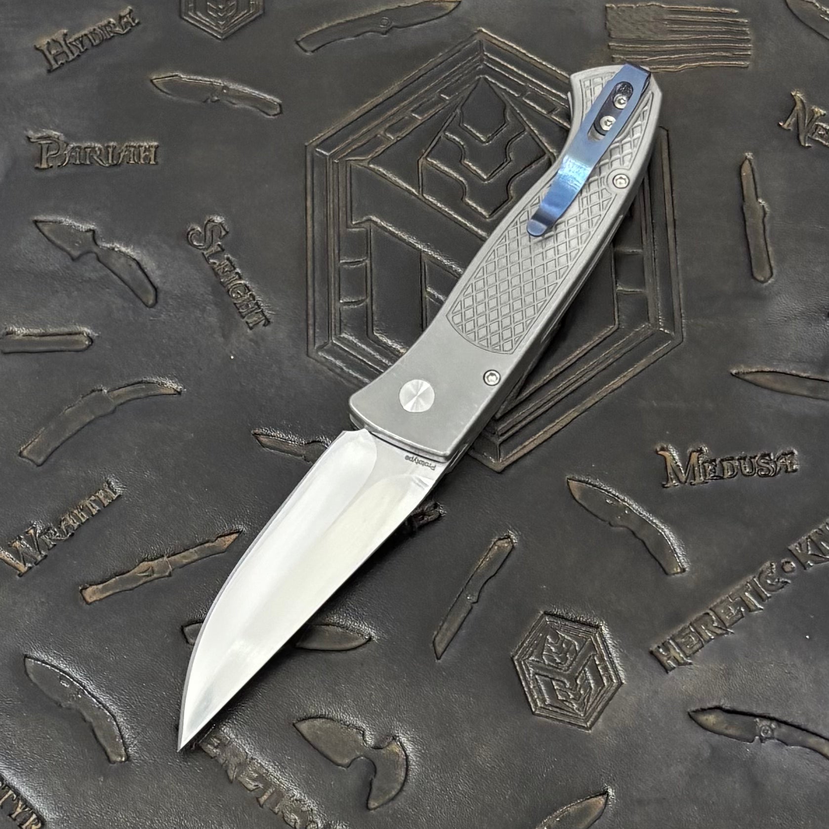 Pro-Tech Brend Classic - Textured Stainless Steel w/Black Lip Pearl Button - Mike Irie Grind 154CM - 2026 Brend Classic Custom 001