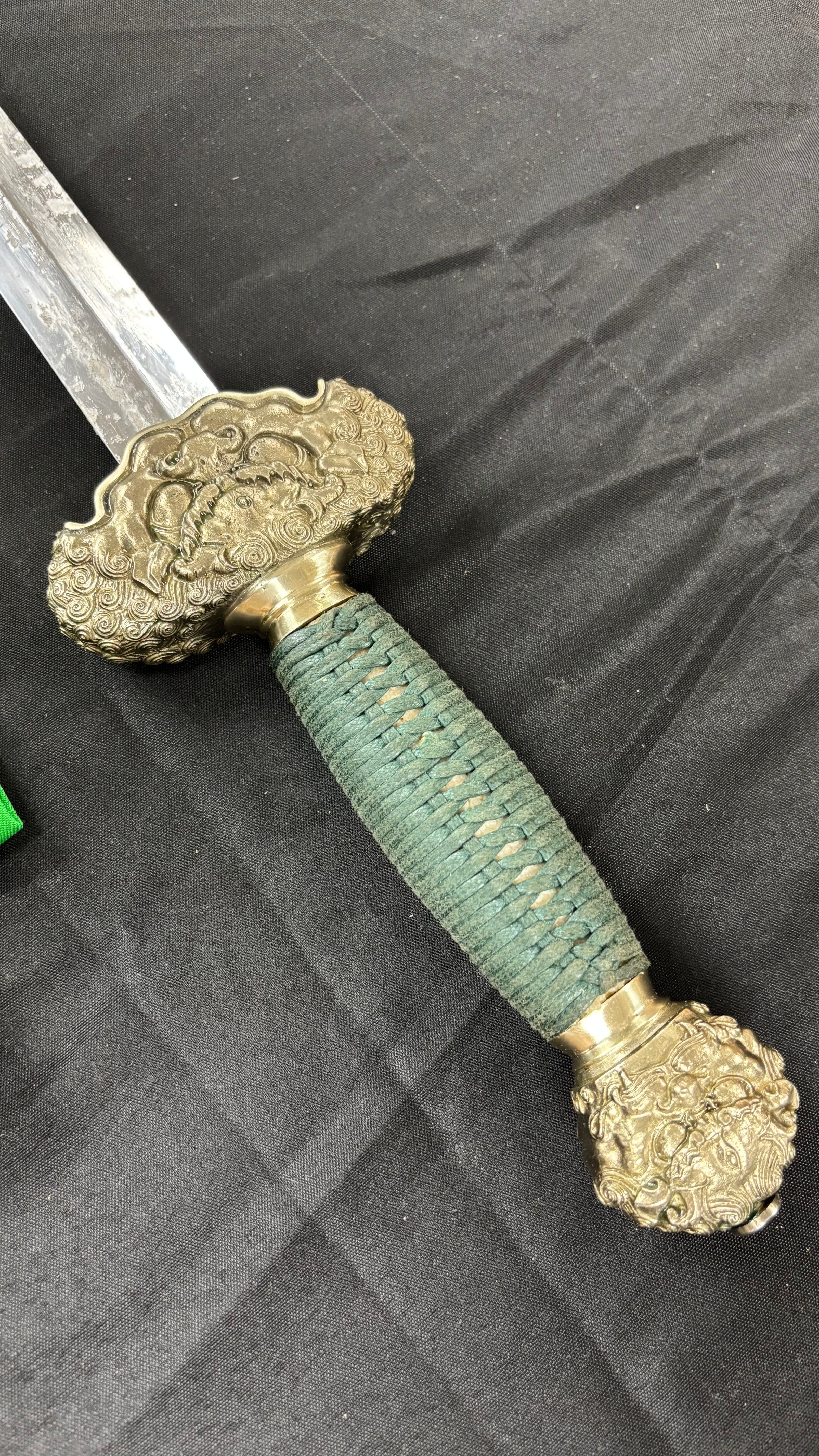 Cold Steel Jade Lion Gim BR66