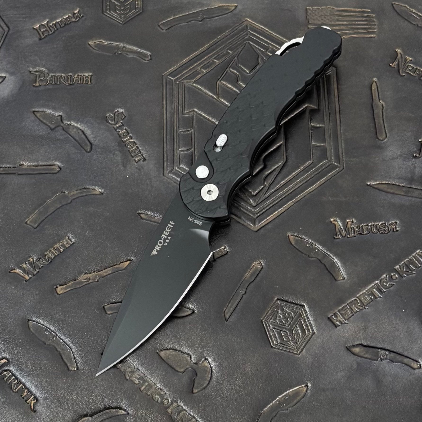 Pro-Tech TR-5 - Black Feather Texture Aluminum w/ Black Lip Pearl Button & Safety - DLC S35VN - BSA26.TR5.1