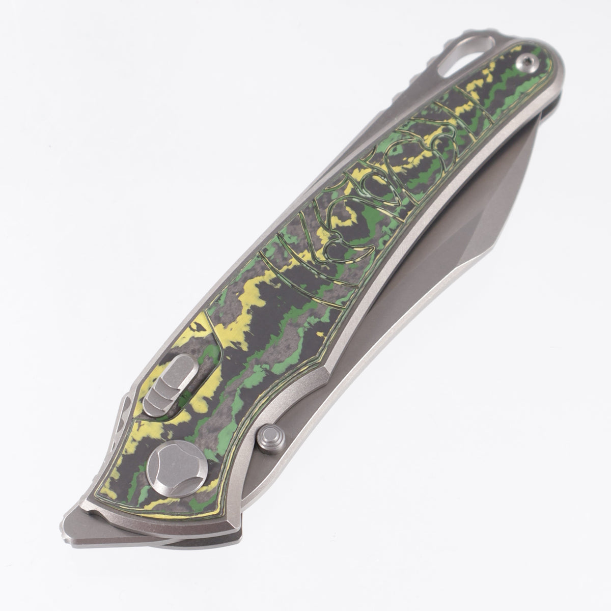 Hawk Knives Talon - Brightwash Titanium w/ Crosscut Toxic Storm Fat Carbon - Brightwash M390
