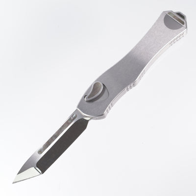 Heretic Hydra V4 Custom - Cracked Ice Compound Grind Tanto - Stainless Steel Chassis w/ Black Pearl inlaid Button Cover, Button, Charging Handle & Plate S/N: 013