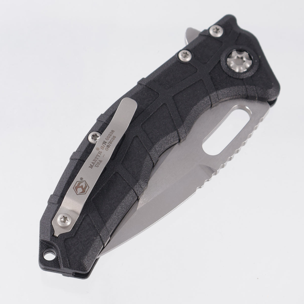 Heretic Martyr Buttonlock - Black Polymer - Stonewash Magnacut - H057-2A