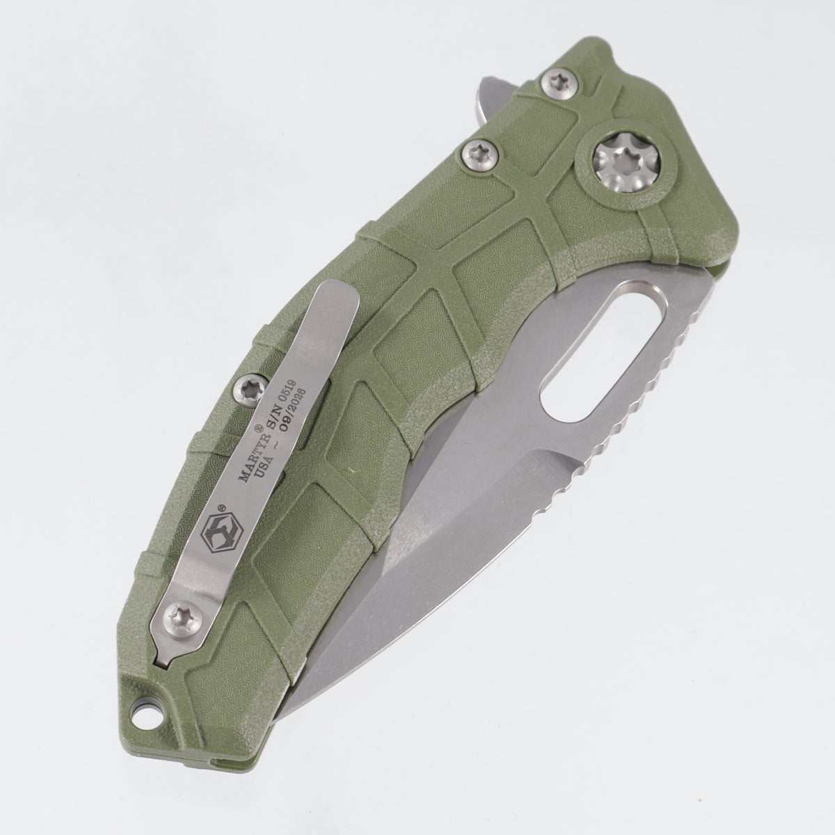 Heretic Martyr Buttonlock - OD Green Polymer - Stonewash Magnacut - H057-2A-GRN
