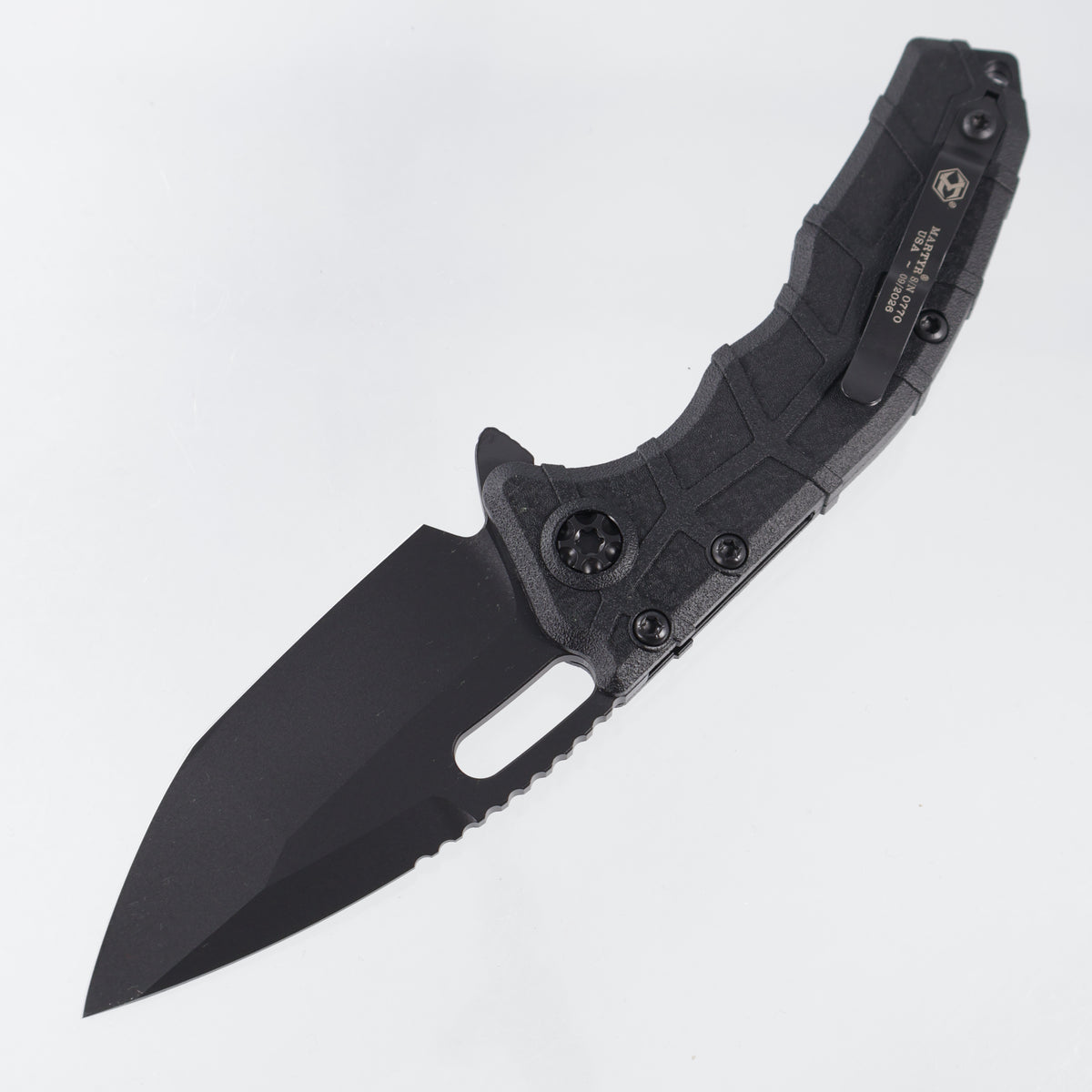 Heretic Martyr Buttonlock - Black Polymer - Black Tactical Magnacut - H057-4A-T