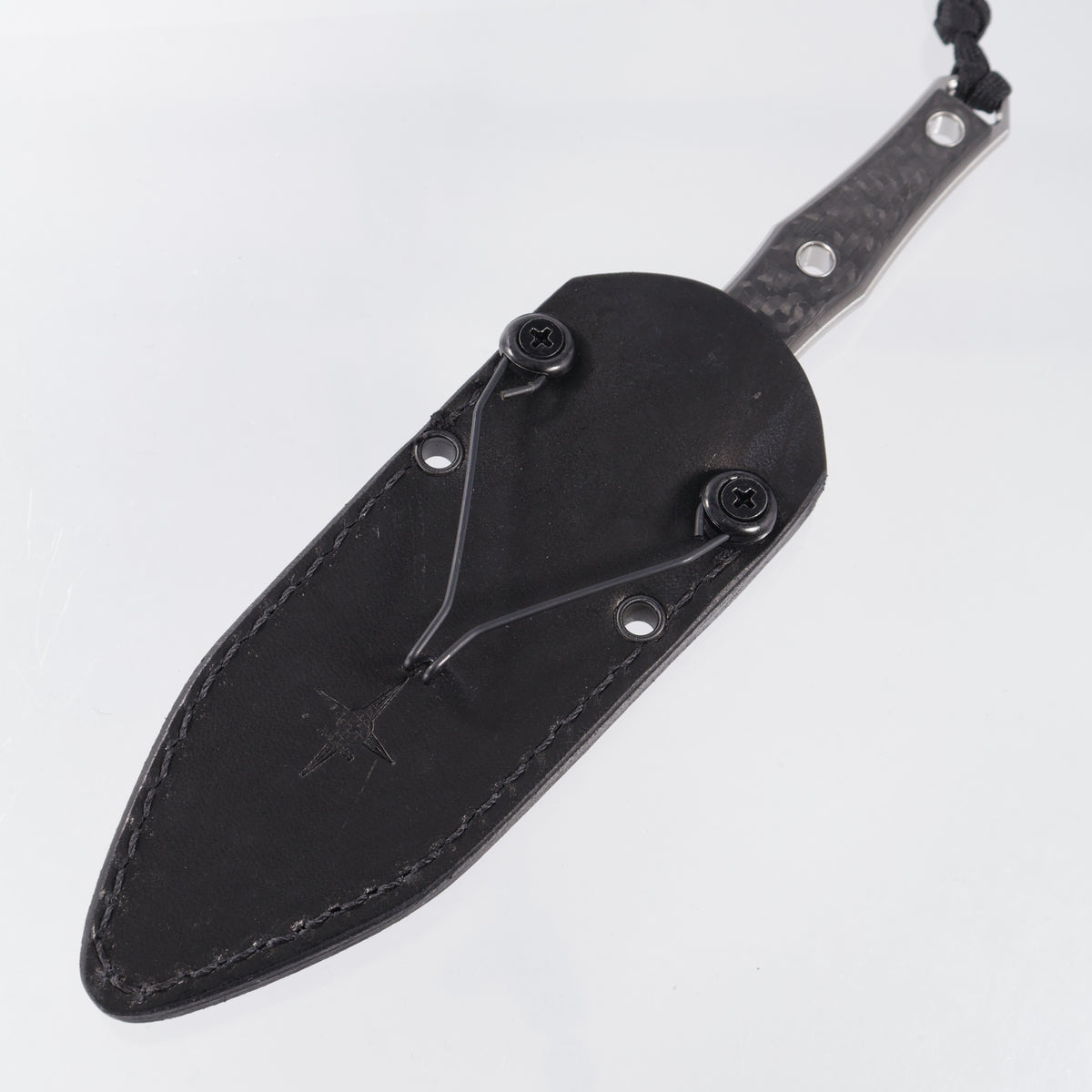 Heretic Mini Nephilim - Carbon Fiber - Stonewash Magnacut - H069-2A-CF