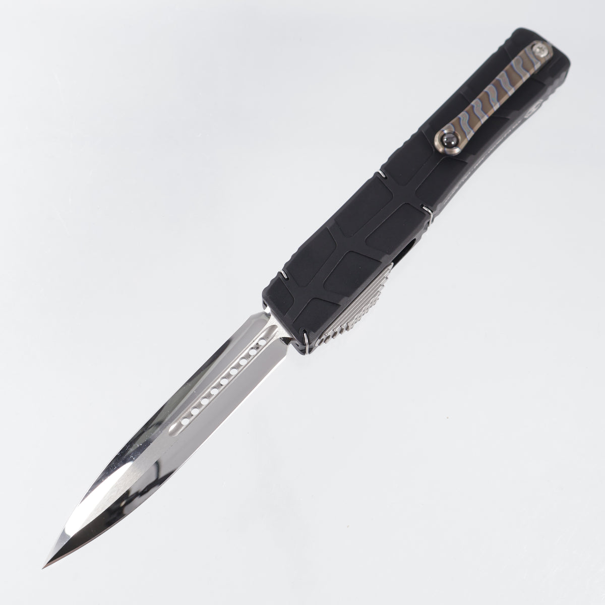 Heretic Nyx V2 Double Edge Prototype - Black Skeletal Aluminum w/ Flamed Titanium Clip - Cracked Ice M390