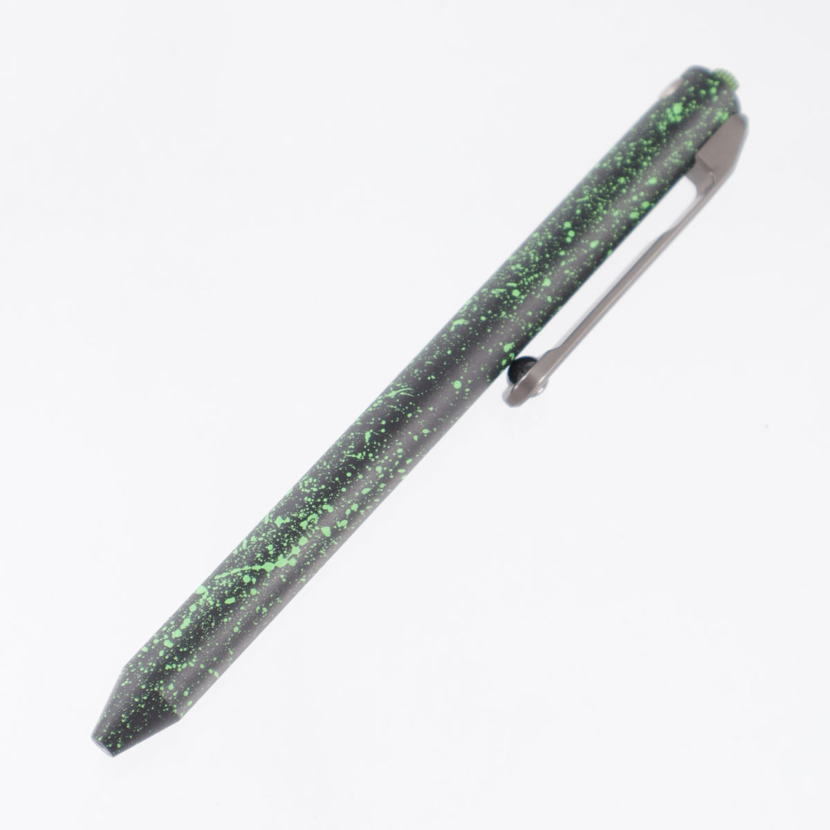 Heretic x Maverick Customs Scribe Universal Flipper Pen - Black Cerakote w/ Green Splatter Aluminum & Black & Green G10 Flipper - H083-BLK-GRNSP