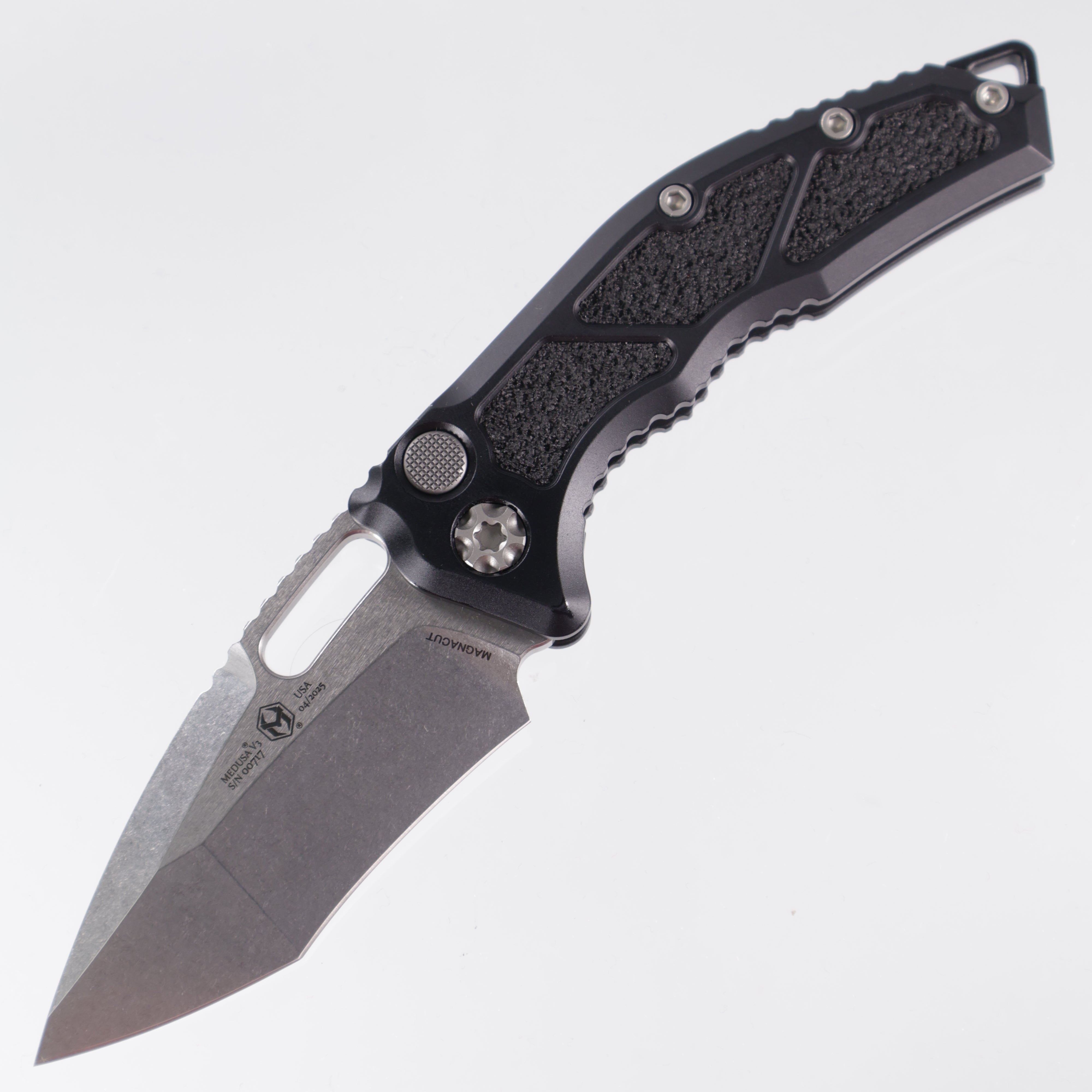 Heretic Medusa Auto - Recurve Tanto - Stonewash Magnacut - Aluminum & Black Traction Inlays - H012-2A