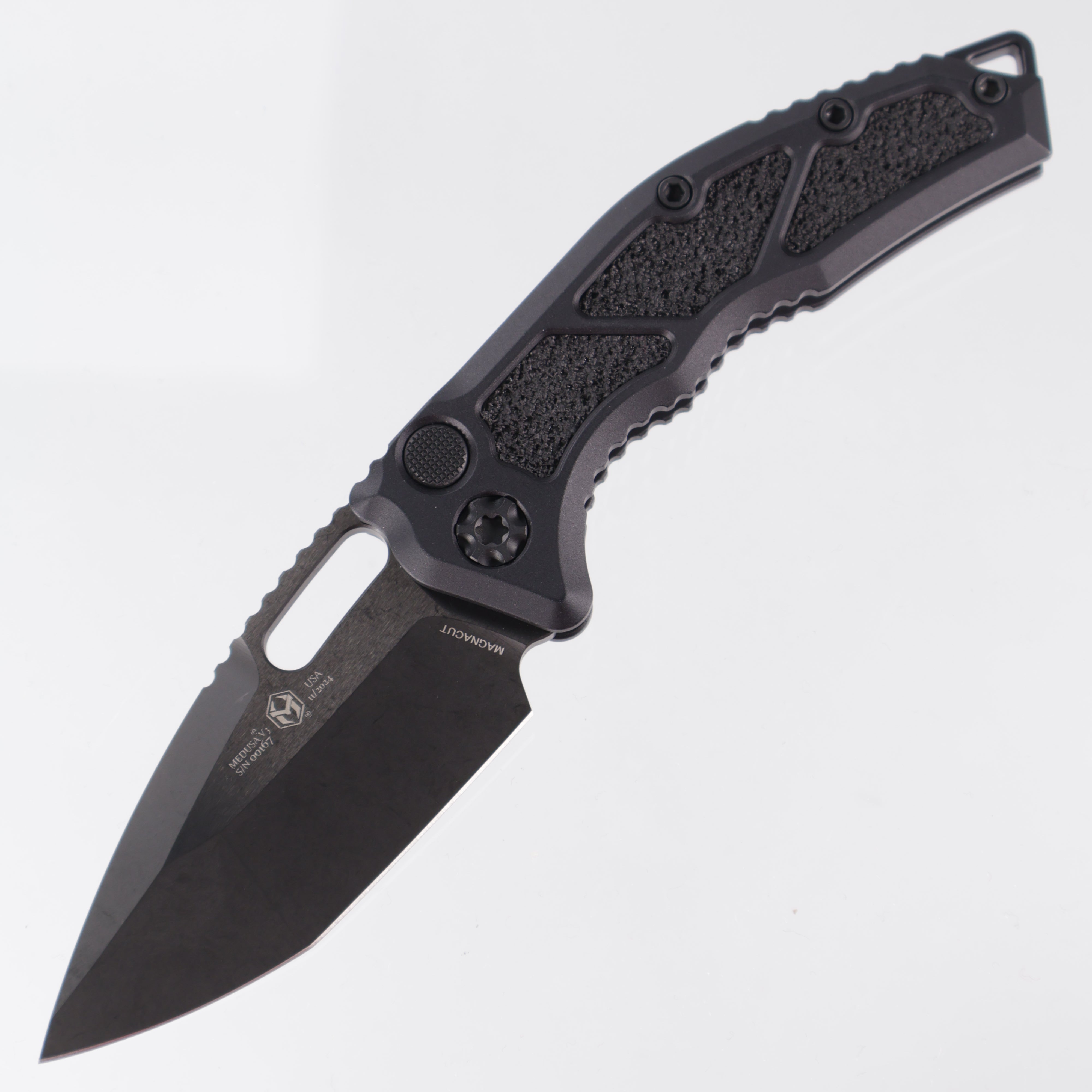 Heretic Medusa Auto - Tactical DLC Tanto Magnacut - Black Aluminum & Black Traction Inlays - H011-6A-T