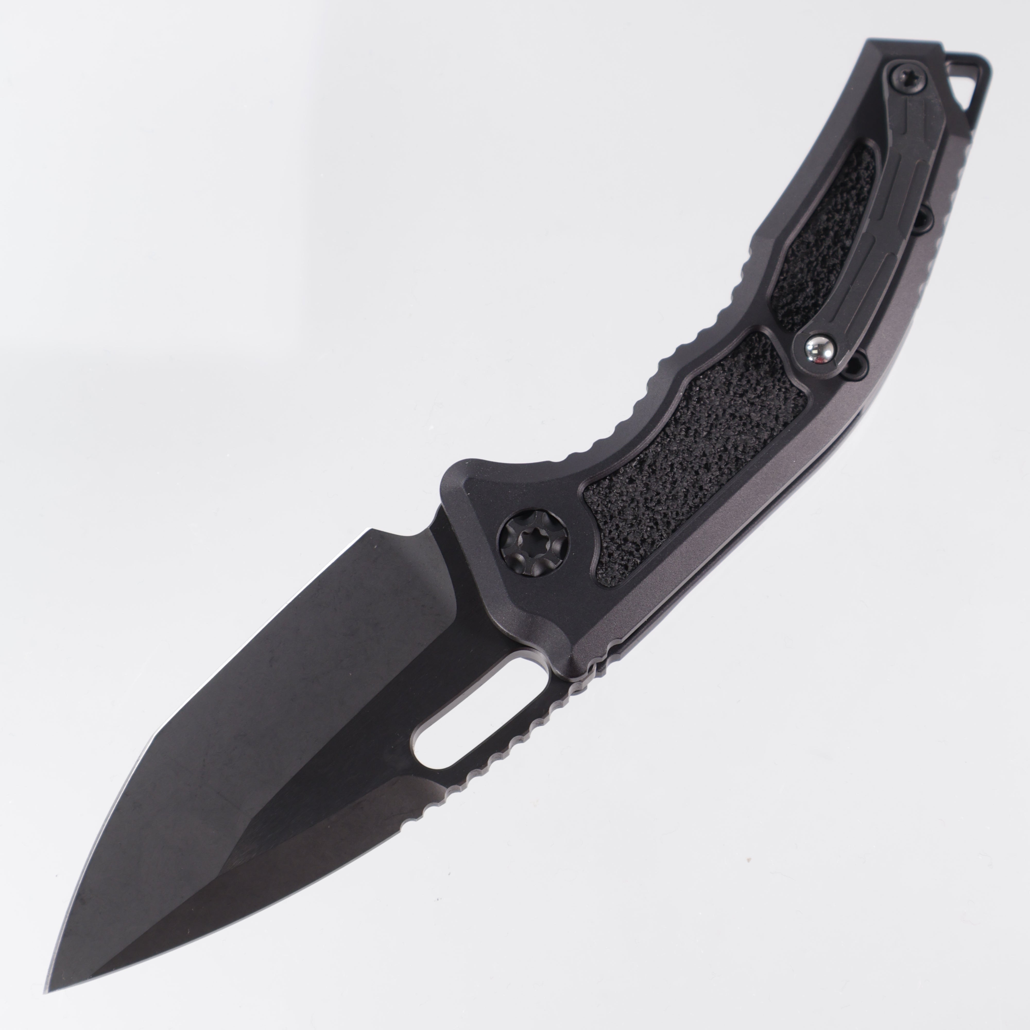 Heretic Medusa Auto - Tactical DLC Tanto Magnacut - Black Aluminum & Black Traction Inlays - H011-6A-T