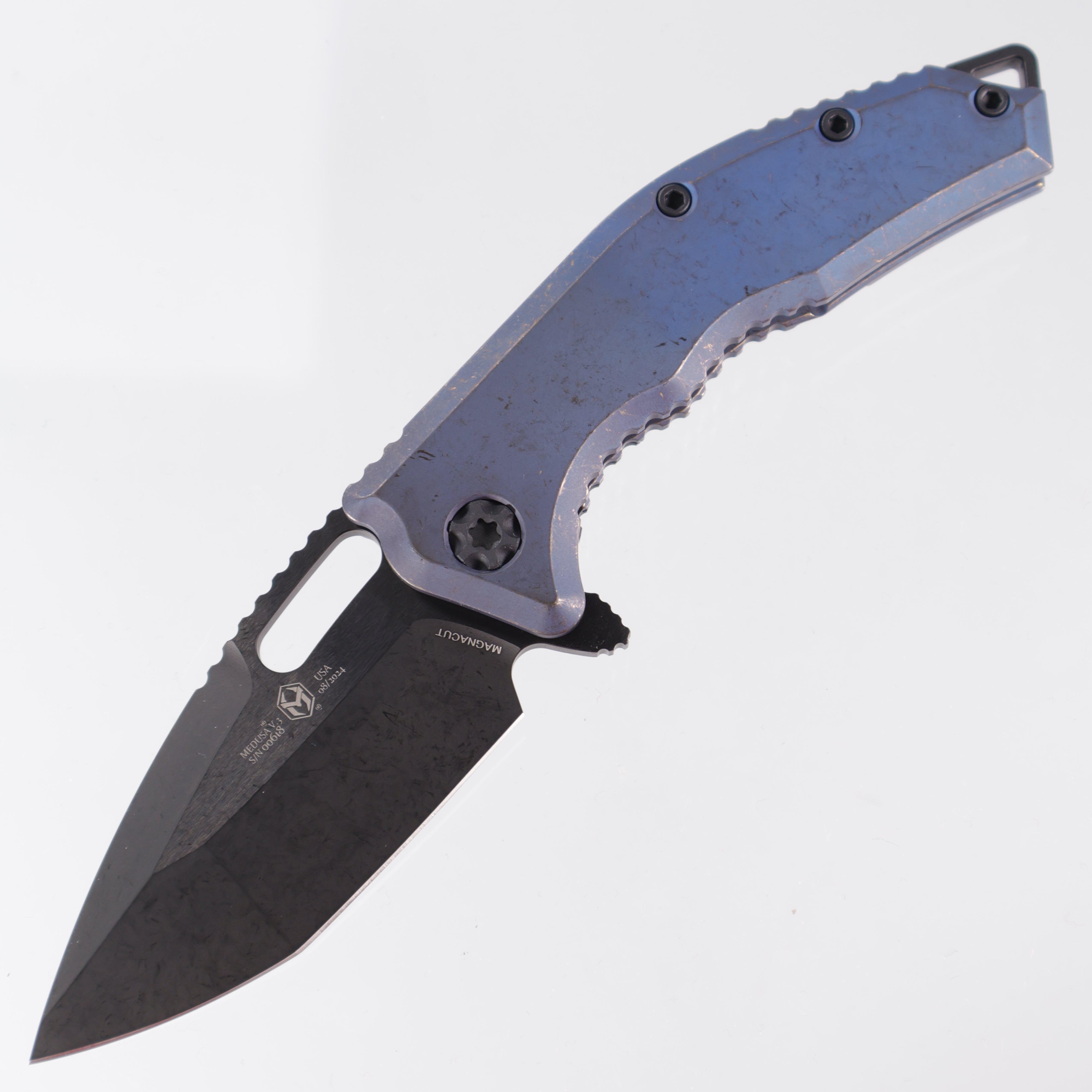 Heretic Medusa Manual - Antique Blue Titanium - DLC Magnacut - H009-6A-TIBLU