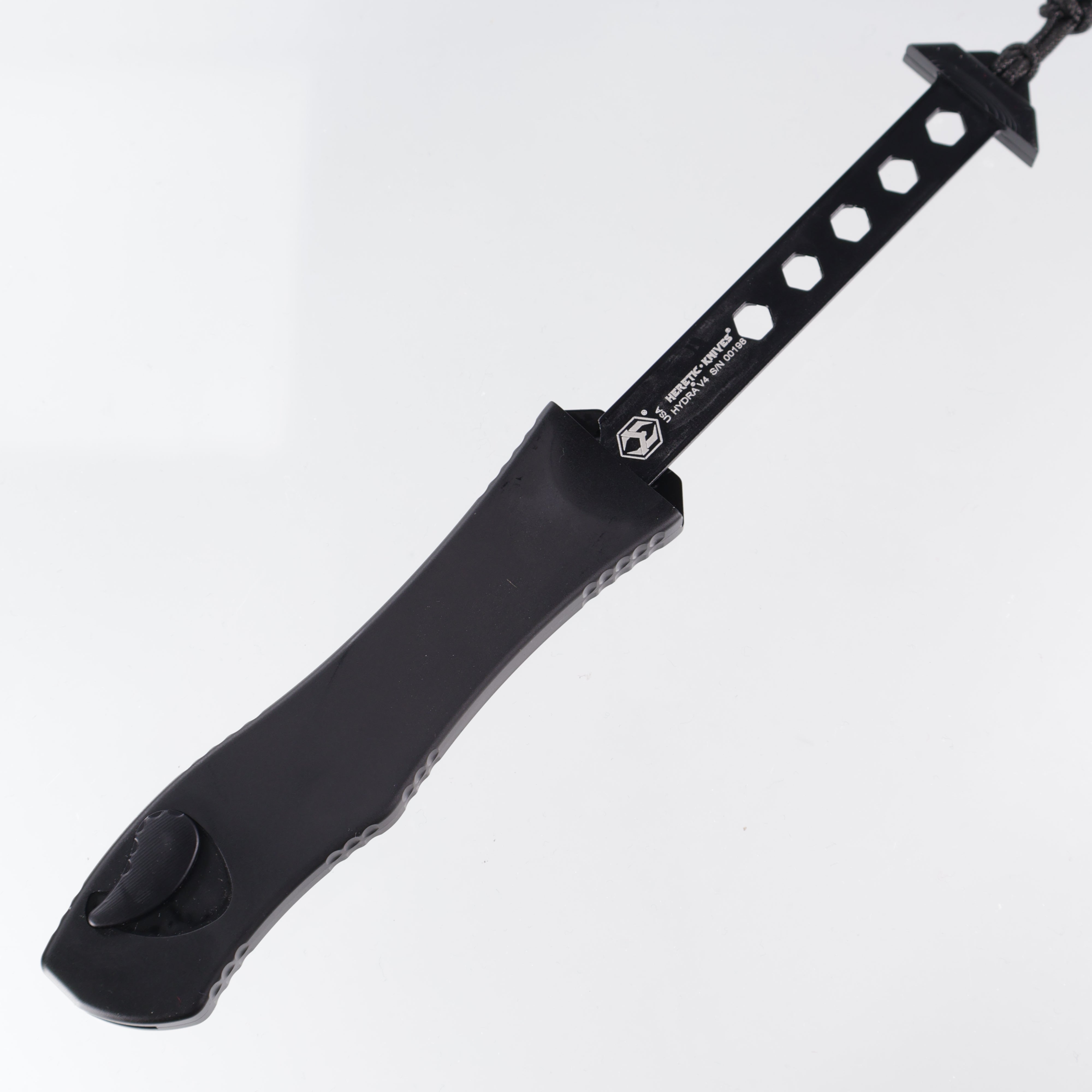 Heretic Hydra V4 Single Edge - Black - 2-Tone Black Tactical Magnacut - H407-10A-T
