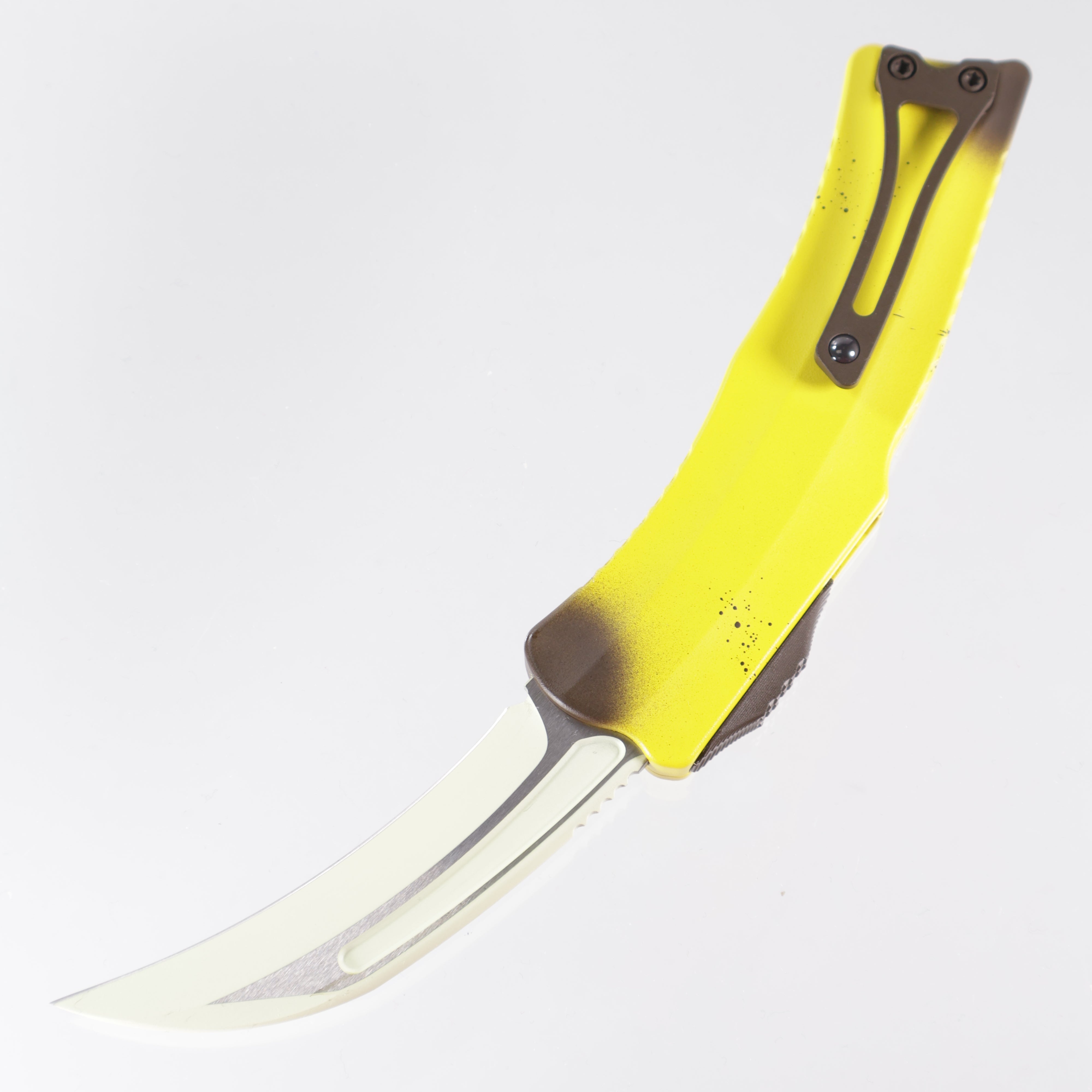Heretic Roc Stabnana- Freshly Peeled Magnacut - Cerakote Banana