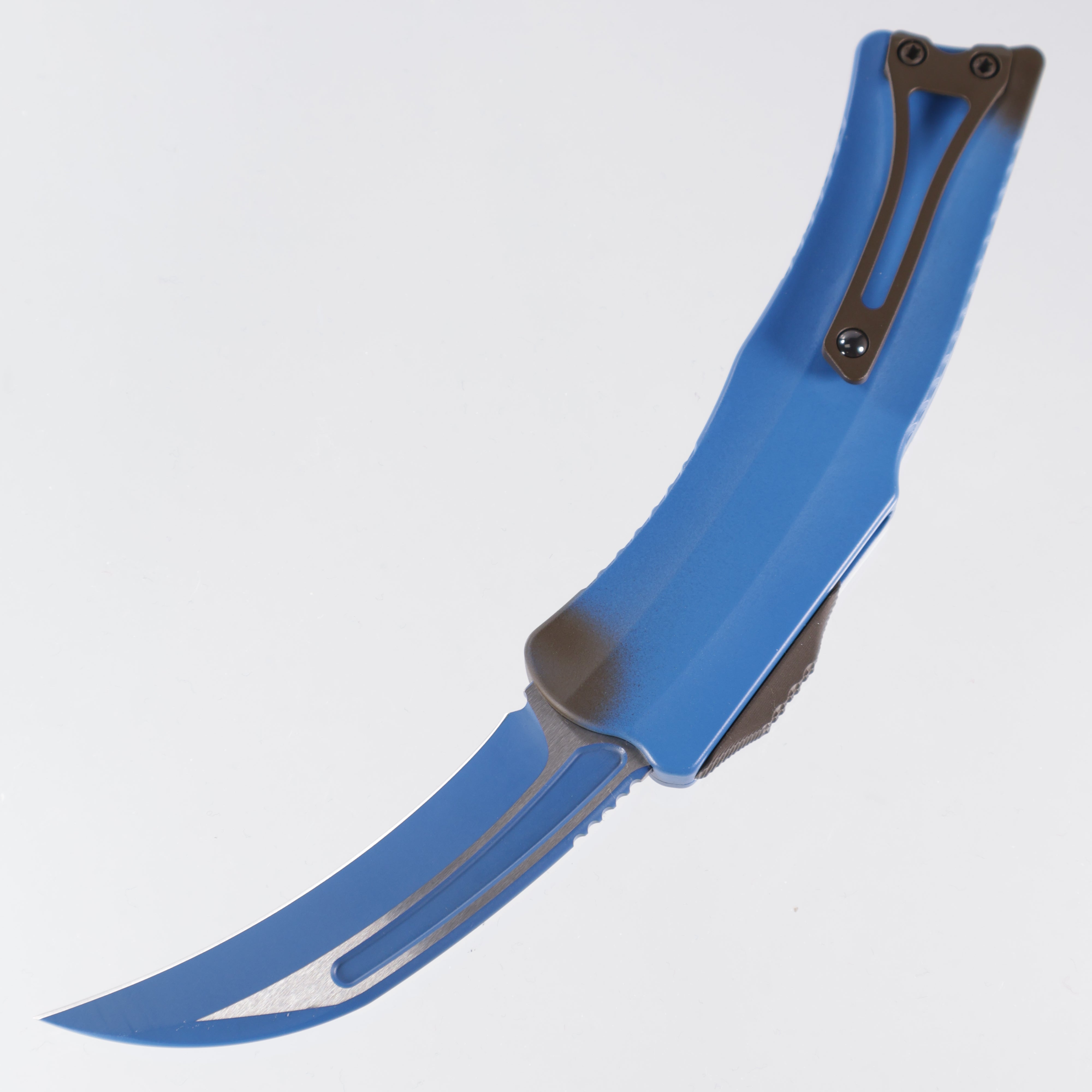 Heretic Roc - Stabana For Scale BR OP Exclusive - Blue Banana Handles & Blue Cerakote Magnacut - Curved OTF - H060-BLU-BLU/NANA