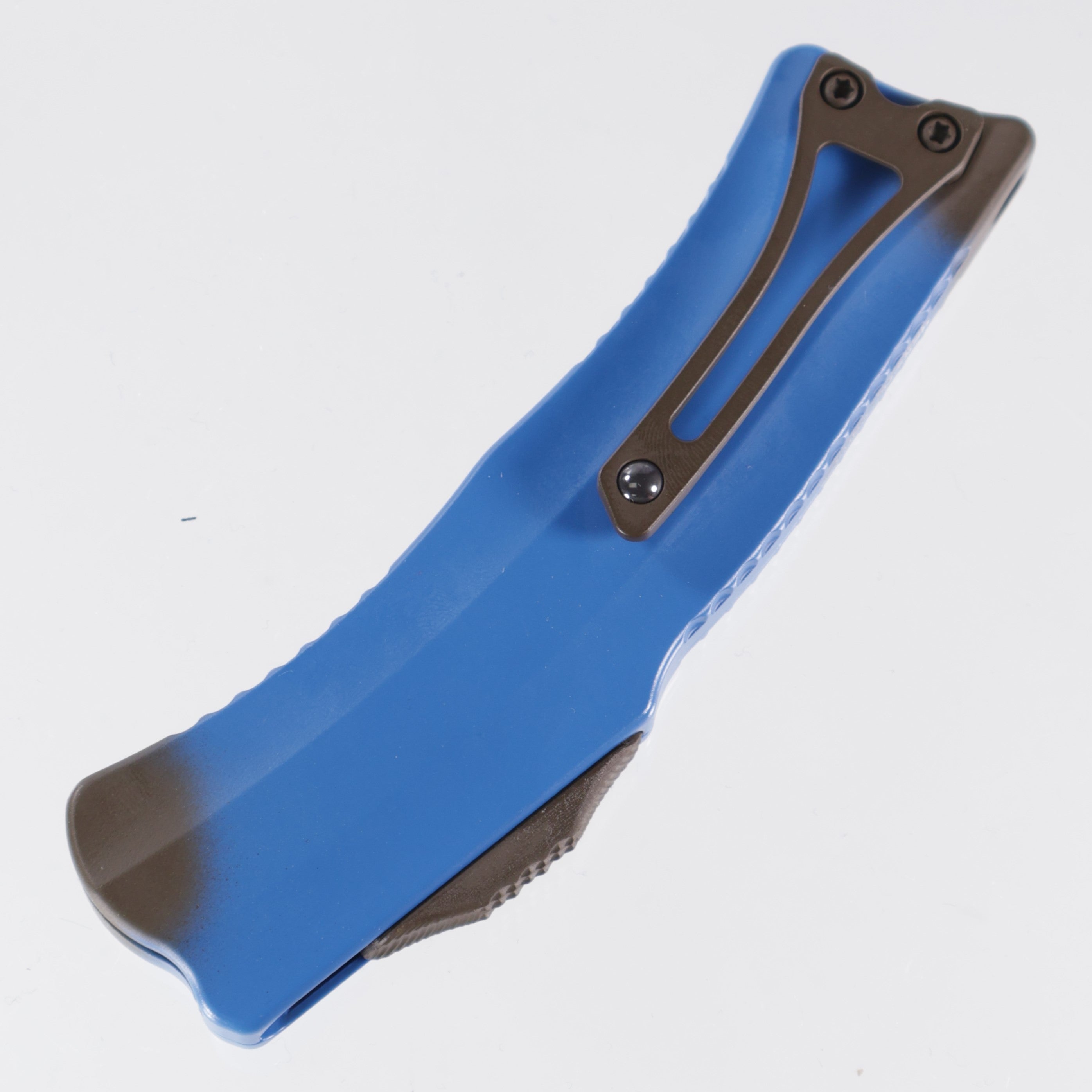 Heretic Roc - Stabana For Scale BR OP Exclusive - Blue Banana Handles & Freshly Peeled Cerakote Magnacut - Curved OTF - H060-FP-BLU/NANA