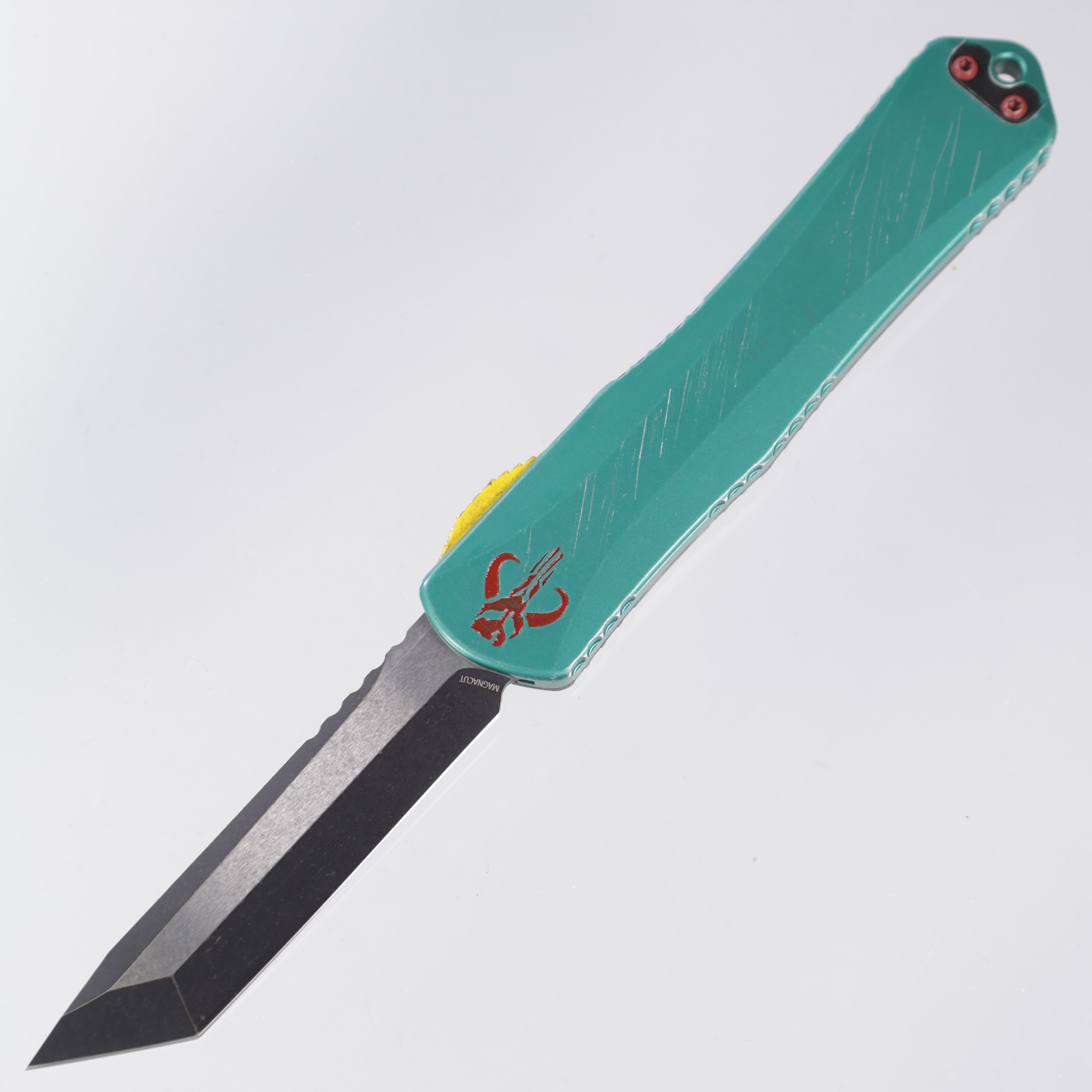 Heretic Manticore X - Bounty Hunter Tanto - Two-Tone Magnacut - CamoCarbon & Distressed Aluminum - H031-14A-BOUNTY