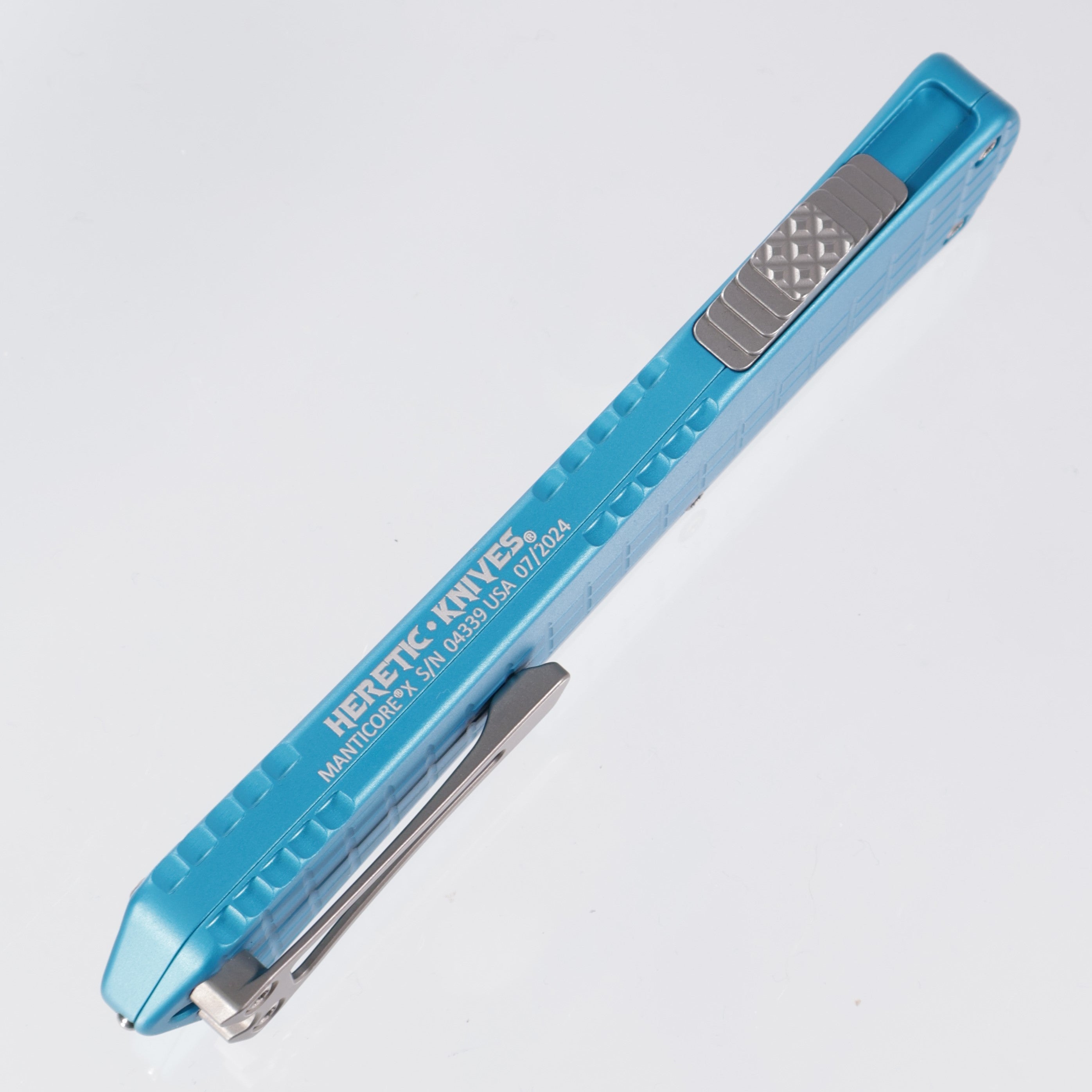 Heretic Manticore X - Turquoise Frag Aluminum - Tanto Stonewashed Magnacut - H031F-2A-TQ