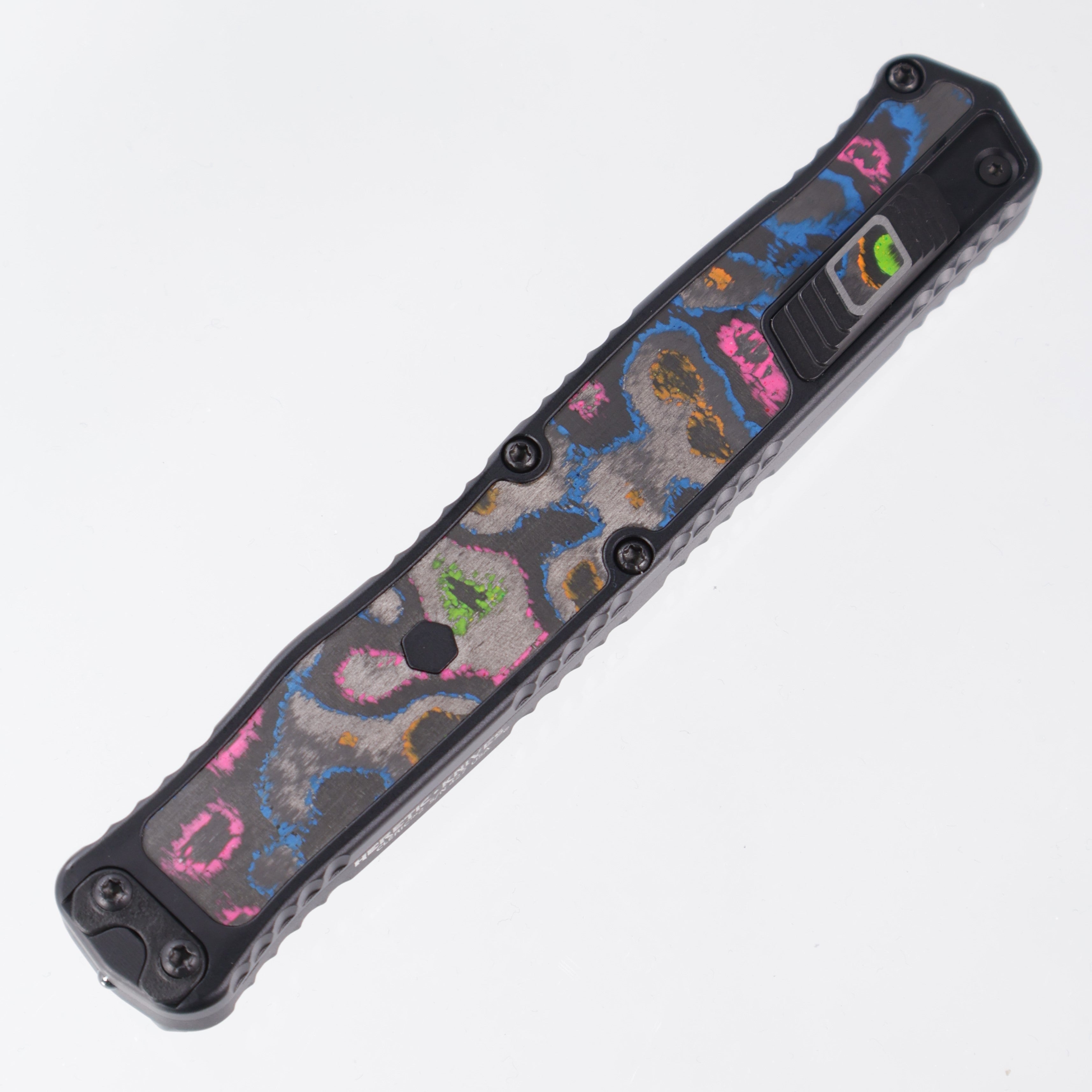 Heretic Cleric 2 - 80s Camo Carbon Inlaid Body & Button - Double Edge Full Serrated - DLC Magnacut - BR OP Exclusive - Cleric II H020-6C-80/CC