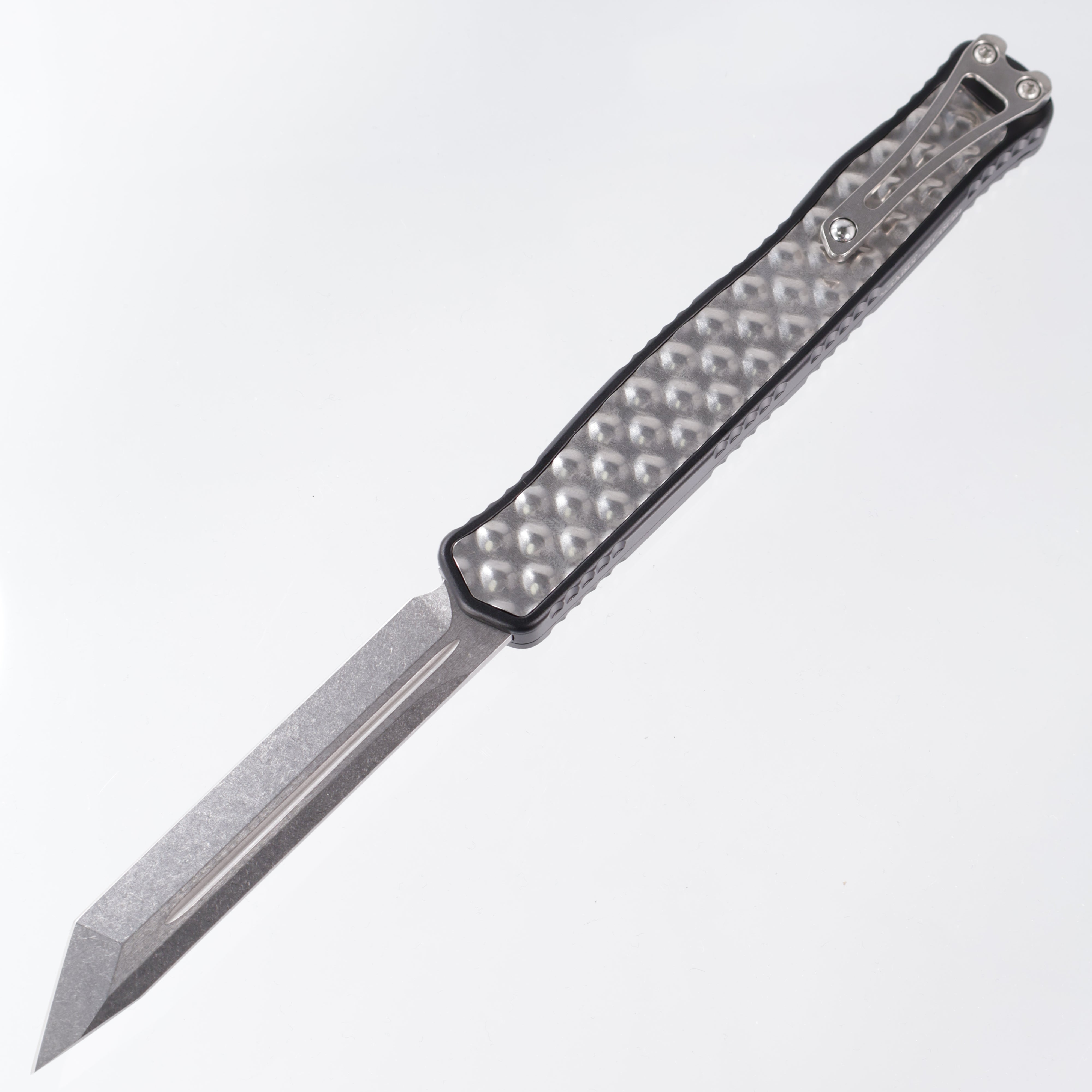 Heretic Cleric 2 - Tanto Stonewash Magnacut - Black Aluminum w/ Stainless Steel Inlays - Cleric II H019-2A