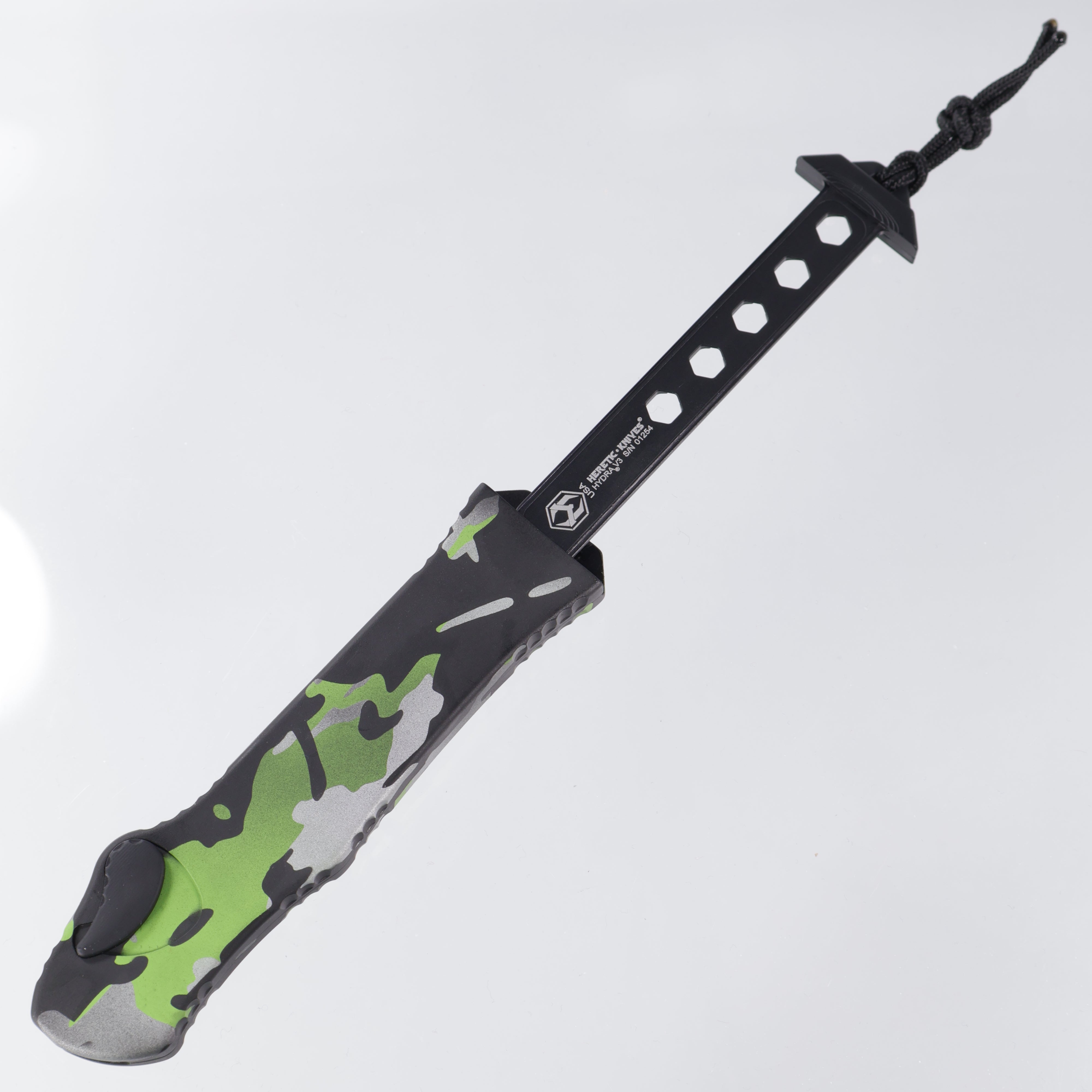 Heretic Hydra V3 - Heretic Camo Aluminum - Tanto Two-Tone Magnacut - H006-10A-HCAMO