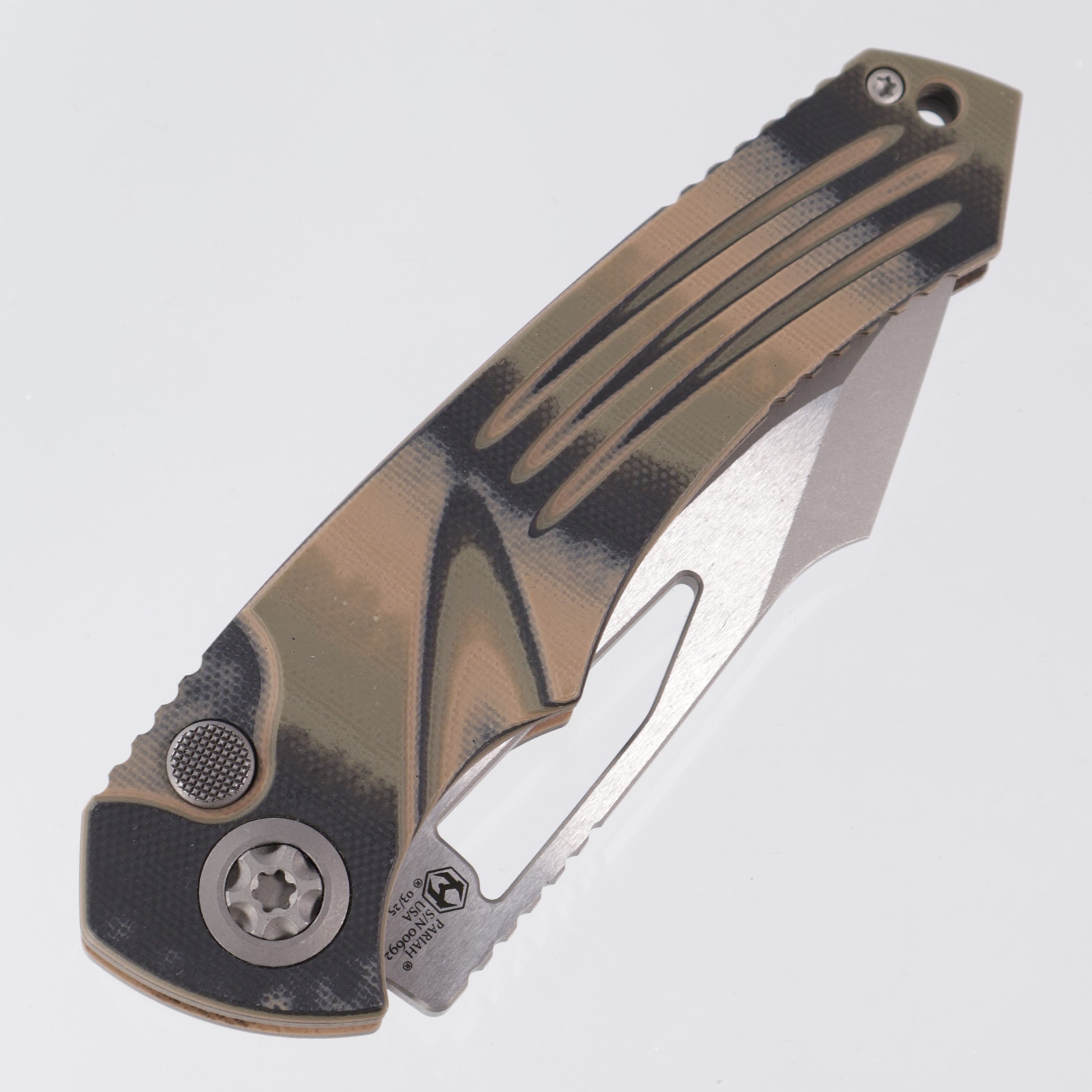 Heretic Pariah Manual - Tri-Camo G10 - Battleworn Magnacut - H046-5A-G10/CAMO