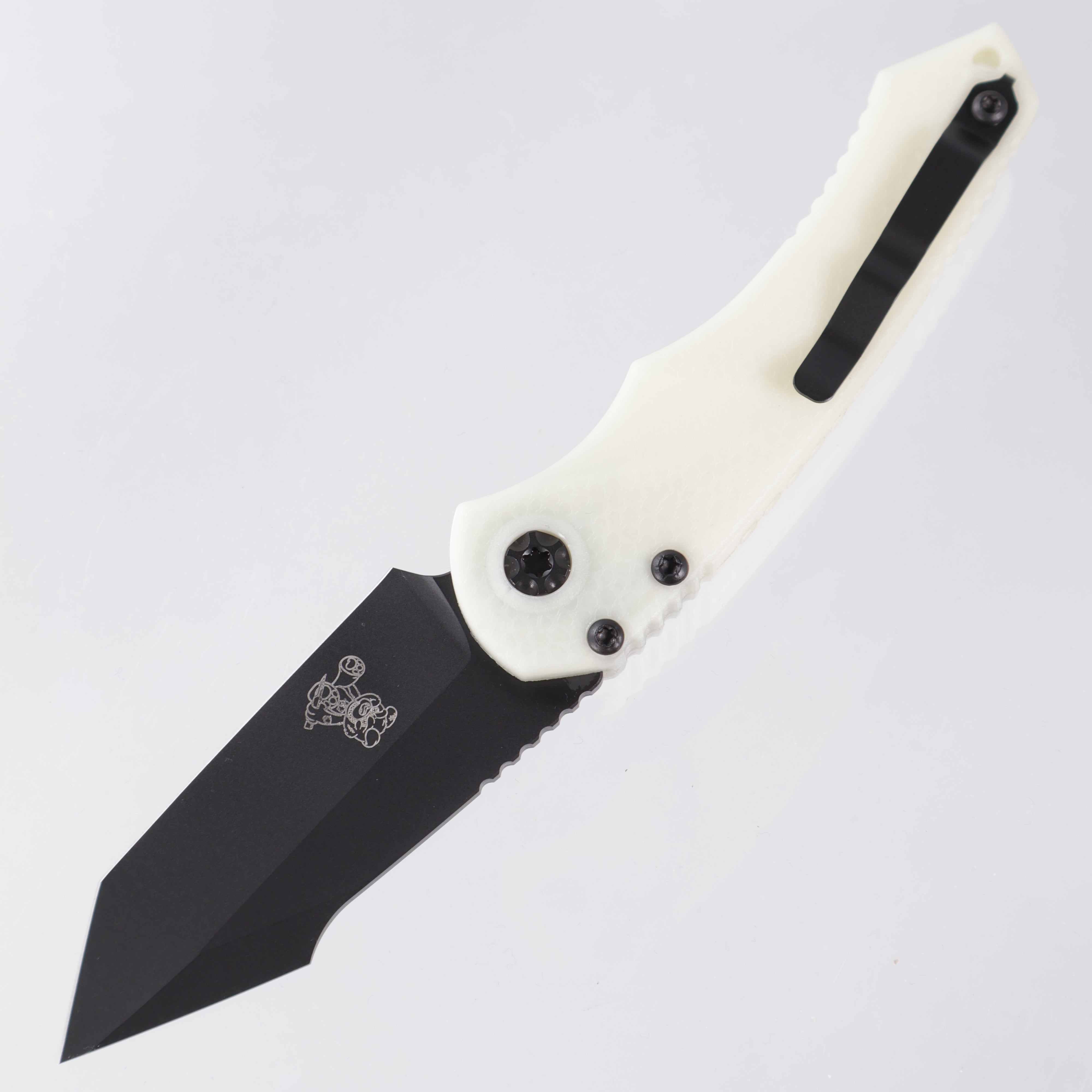 Heretic Mini Pariah Auto - BROP Exclusive - Glow In The Dark Polymer - Black Magnacut Tanto - H055-4A-GLO